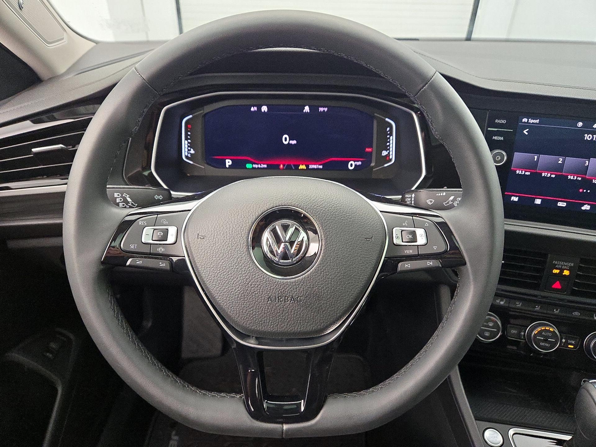 Thumbnail: 2020 Volkswagen Jetta - 10