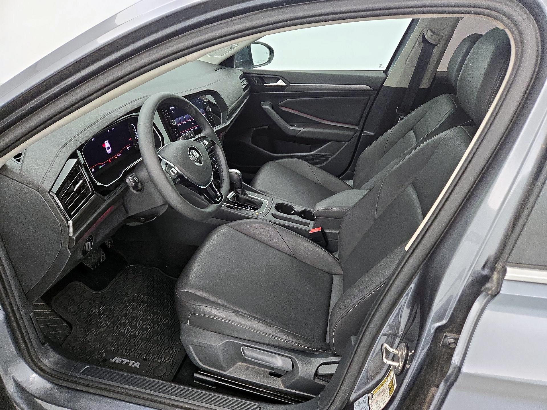 Thumbnail: 2020 Volkswagen Jetta - 11