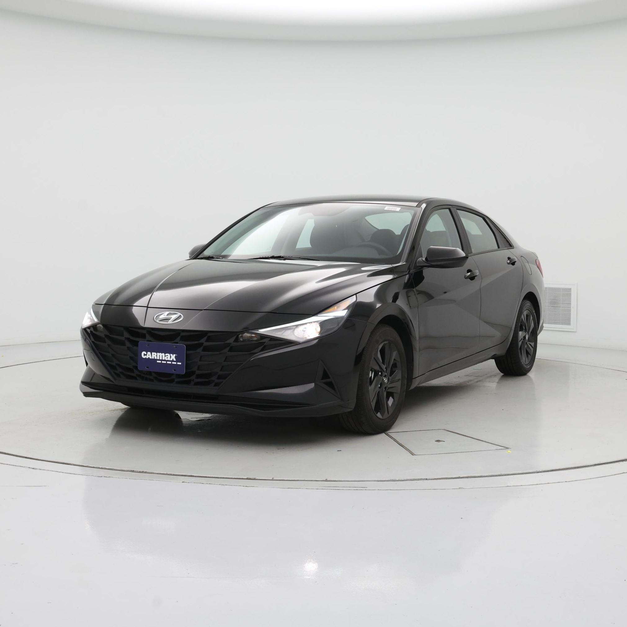 Thumbnail: 2022 Hyundai Elantra - 4