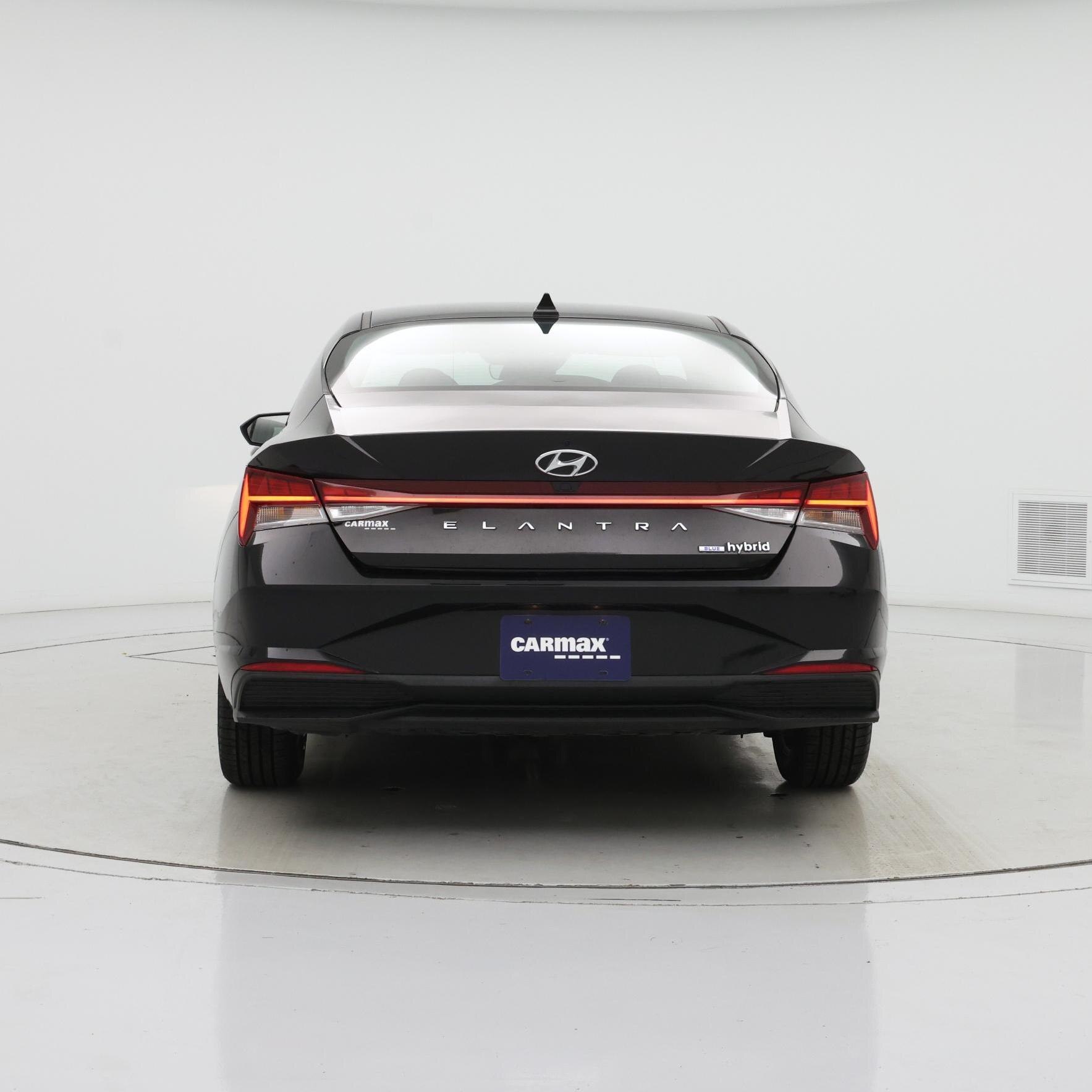 Thumbnail: 2022 Hyundai Elantra - 6