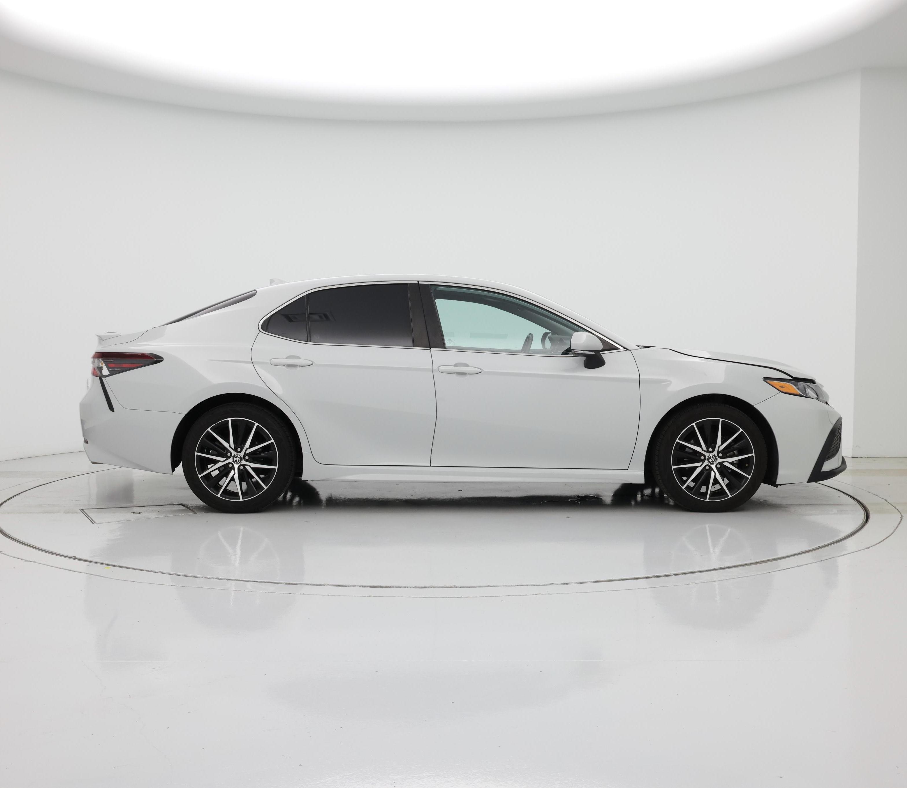 Thumbnail: 2023 Toyota Camry - 7