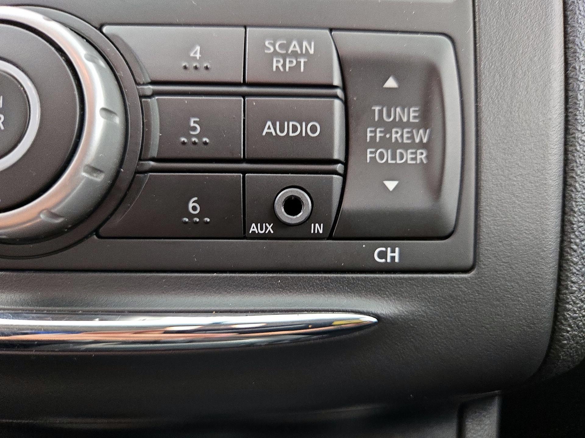 Thumbnail: 2015 Nissan Rogue - 18