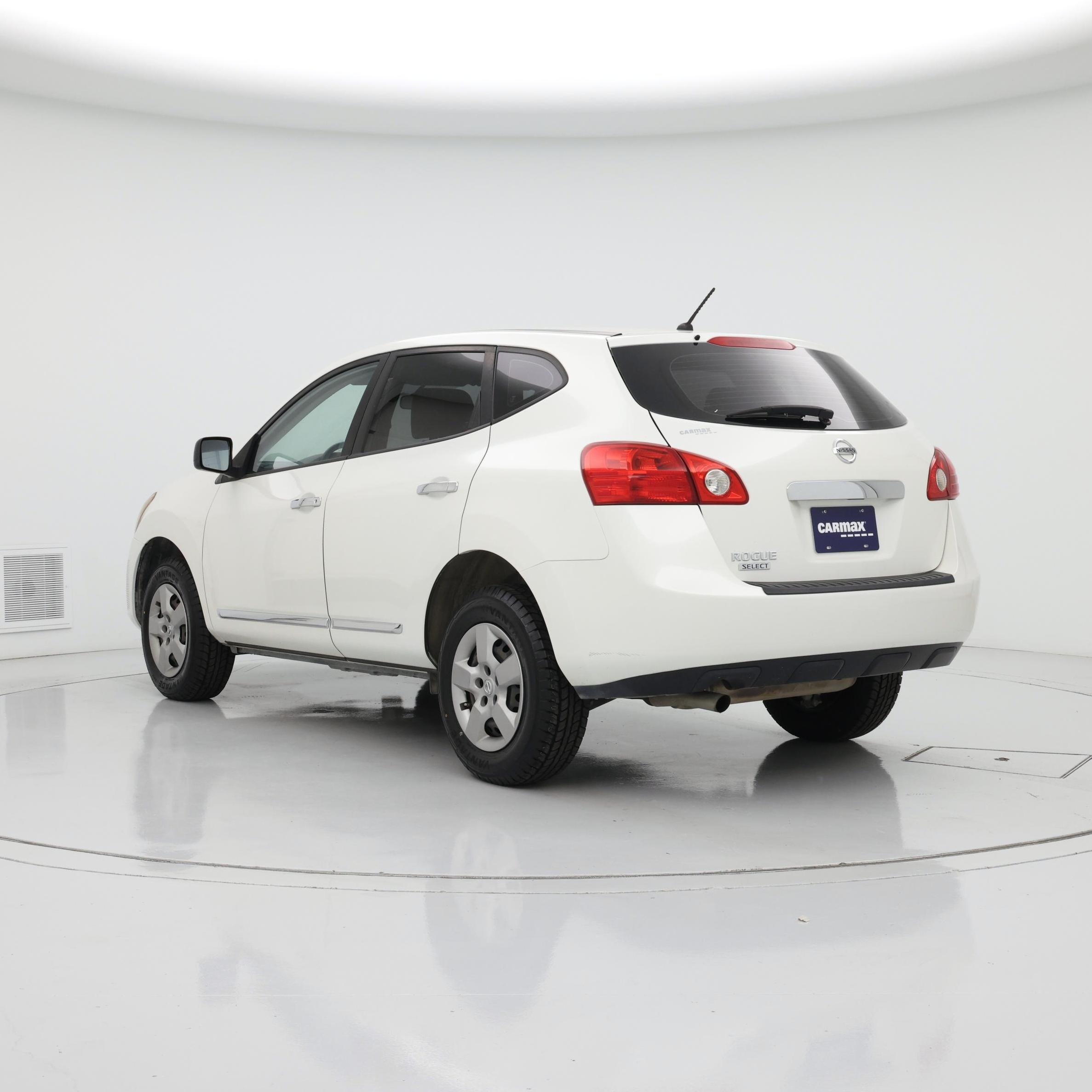 Thumbnail: 2015 Nissan Rogue - 2