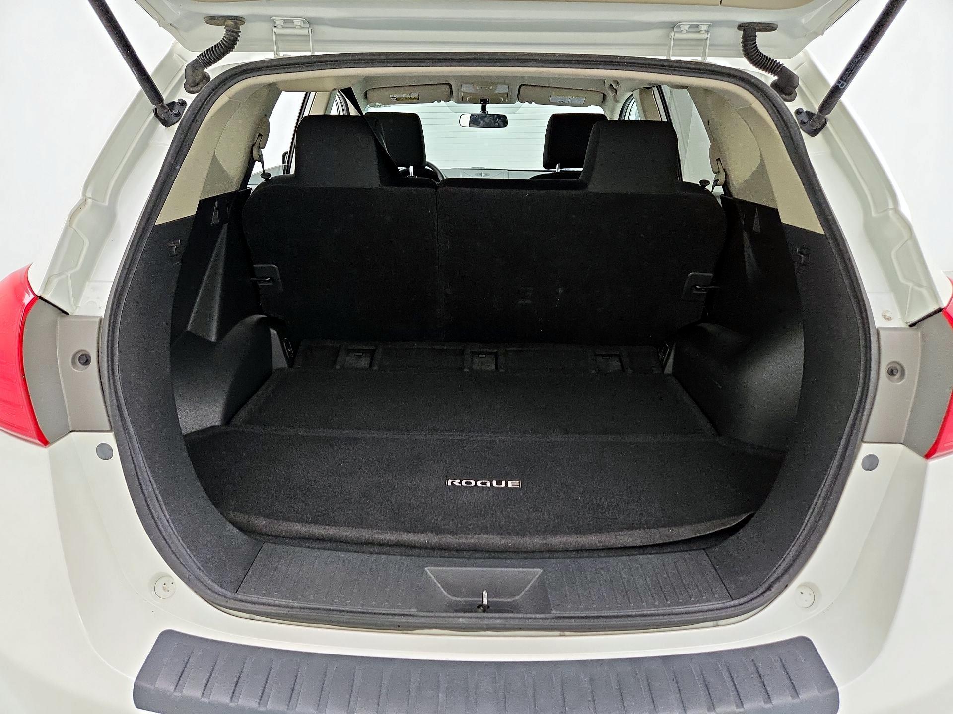 Thumbnail: 2015 Nissan Rogue - 20