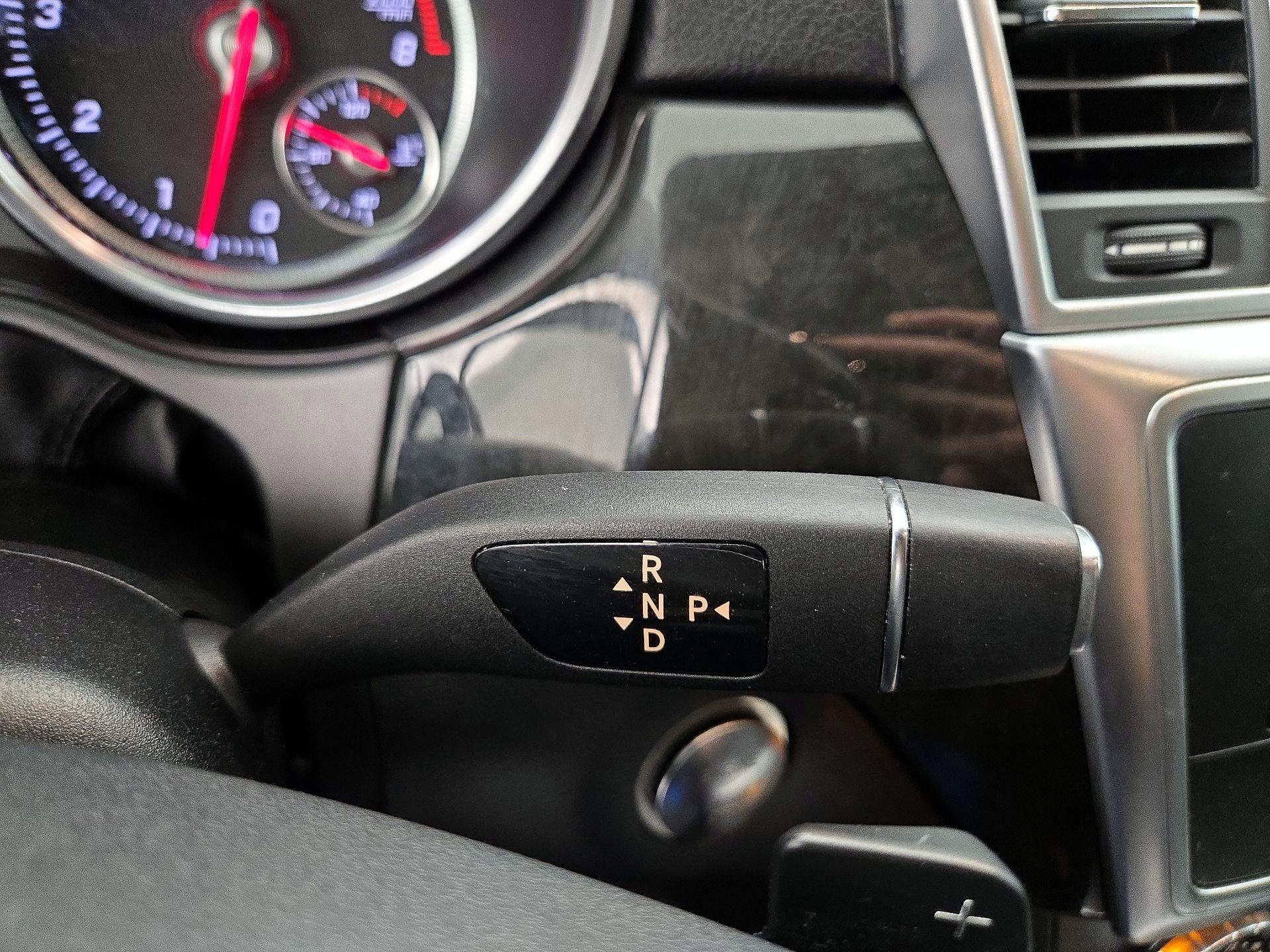 Thumbnail: 2016 Mercedes-Benz GL-Class - 18