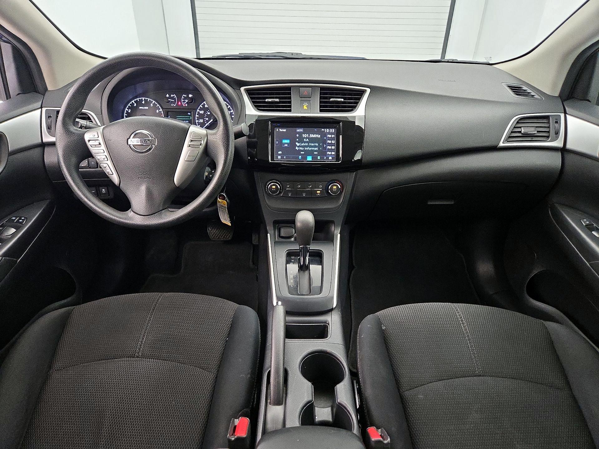 Thumbnail: 2017 Nissan Sentra - 9