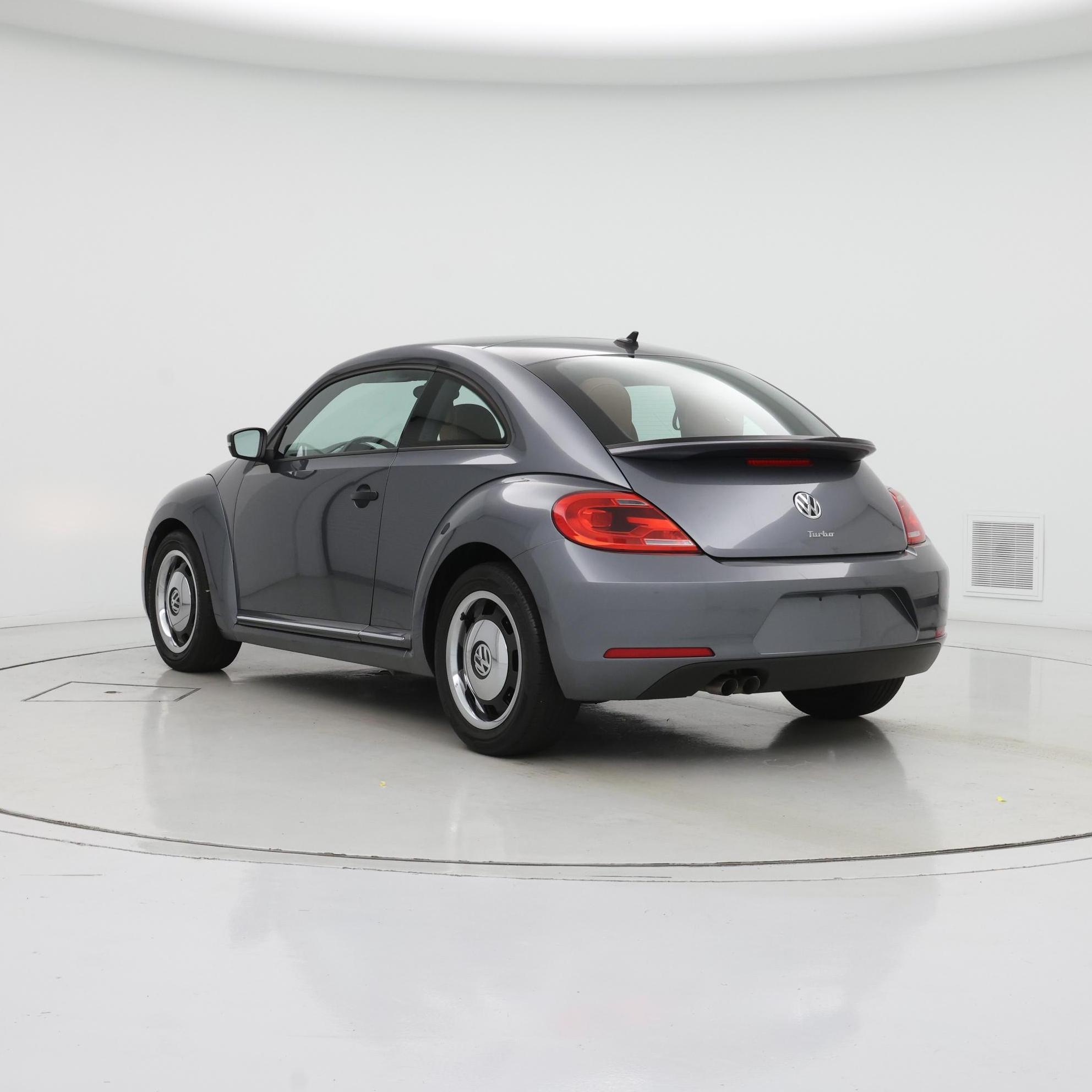 Thumbnail: 2016 Volkswagen Beetle - 2