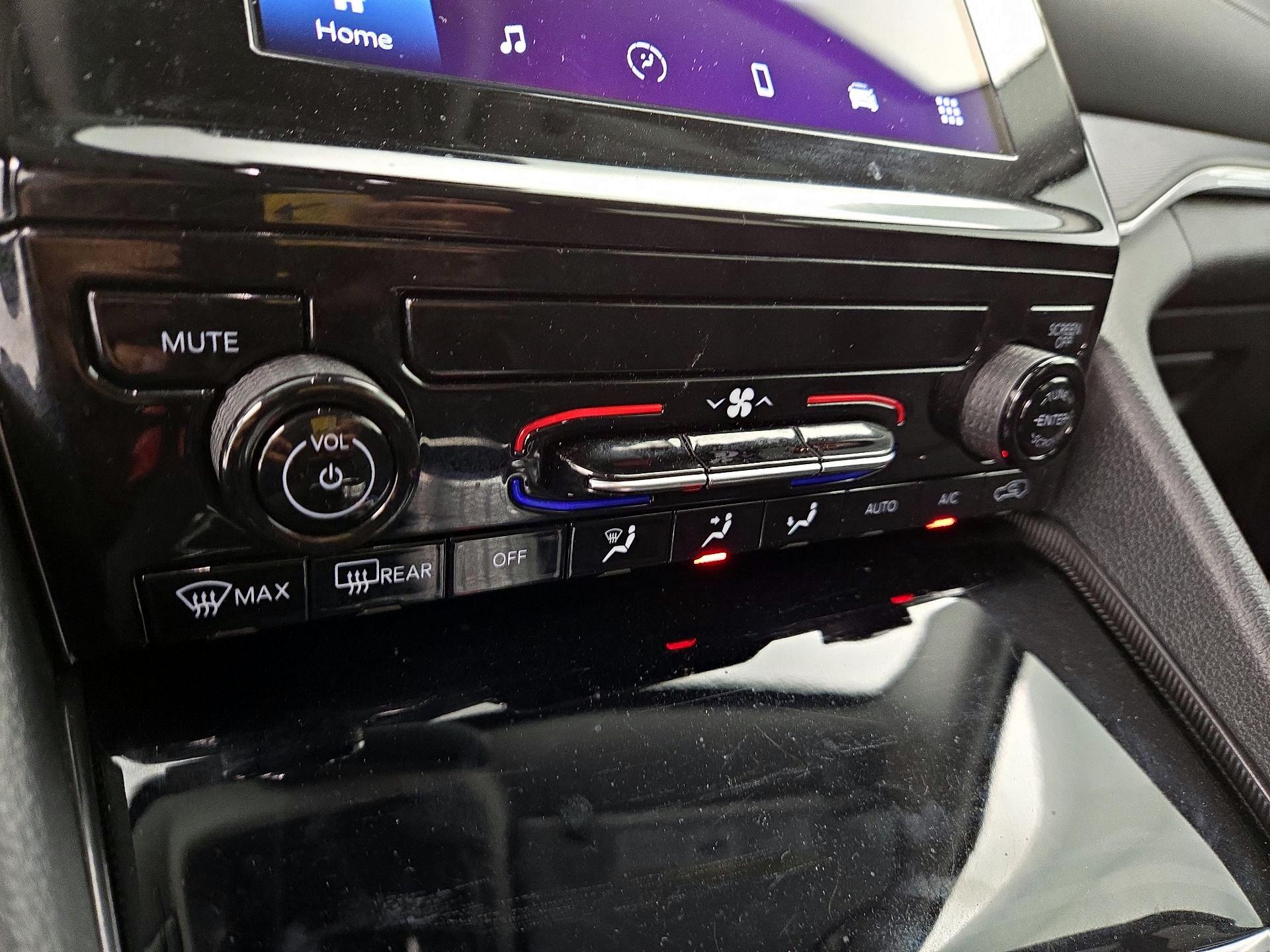 Thumbnail: 2023 Jeep Grand Cherokee - 16