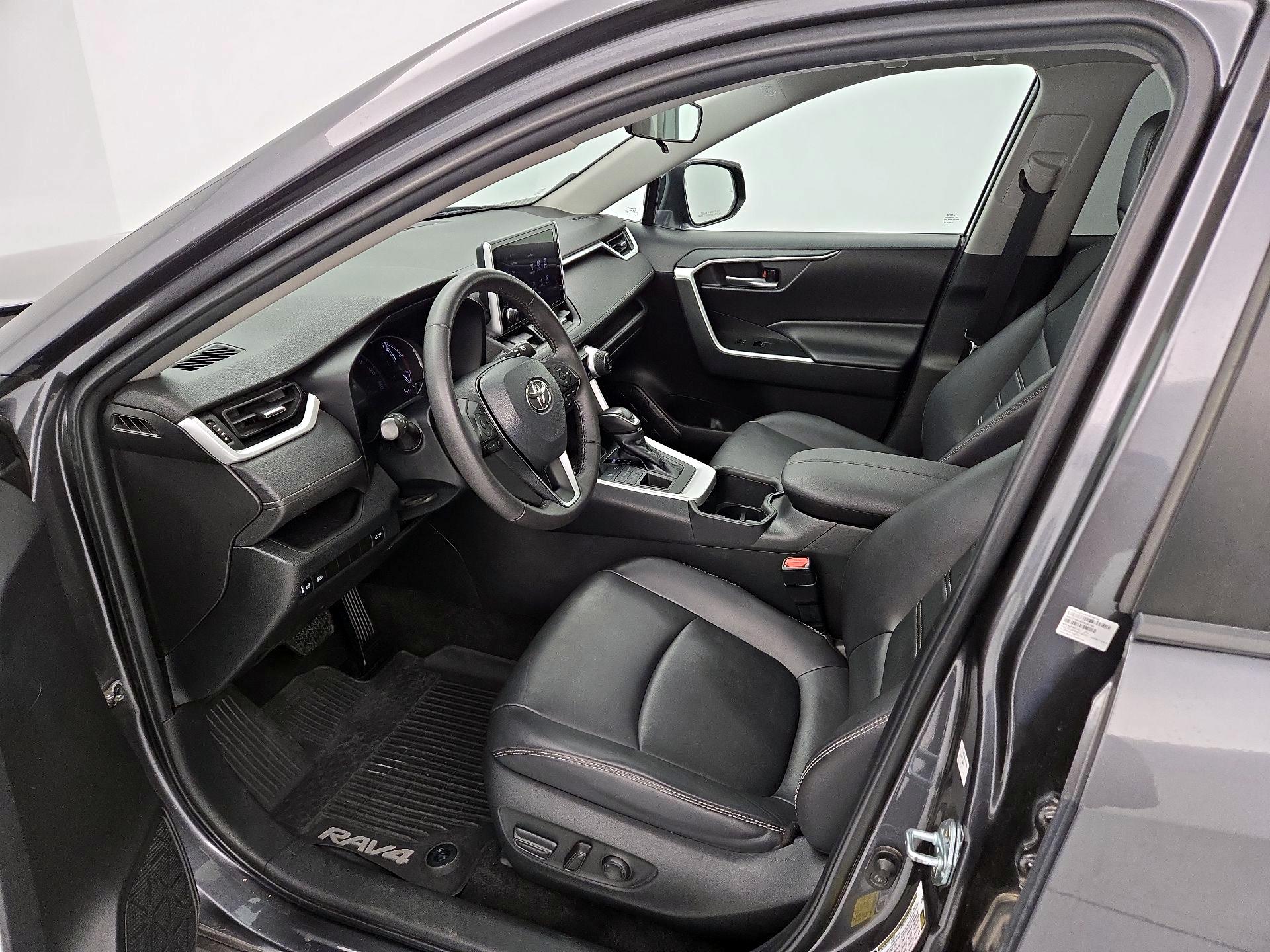 Thumbnail: 2023 Toyota RAV4 - 11