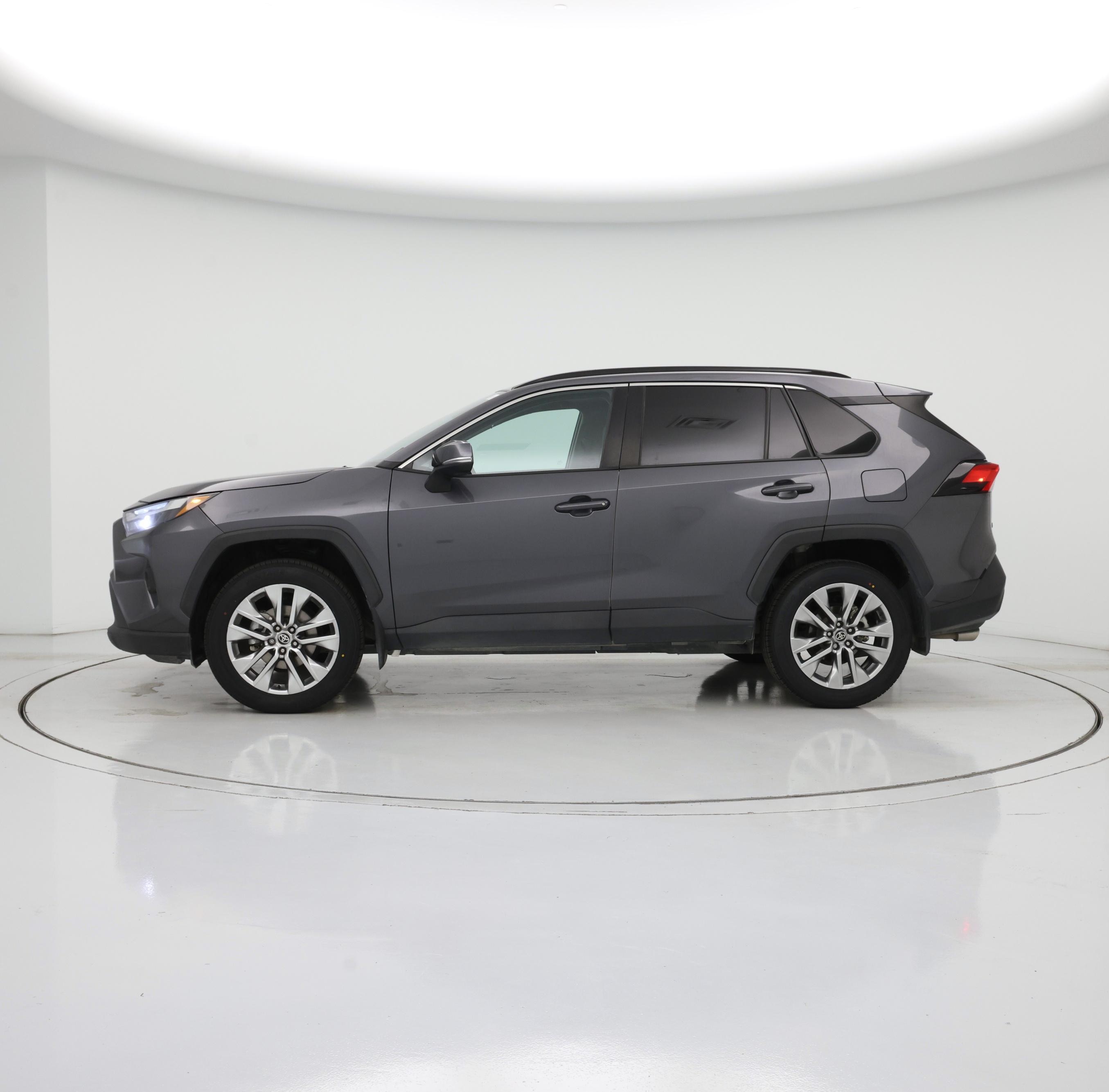 Thumbnail: 2023 Toyota RAV4 - 3