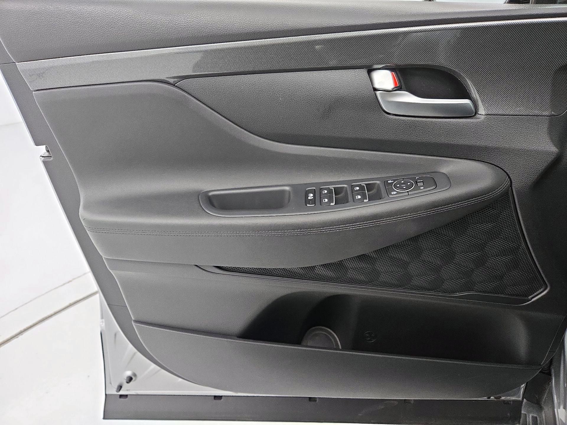 Thumbnail: 2023 Hyundai Santa Fe - 12