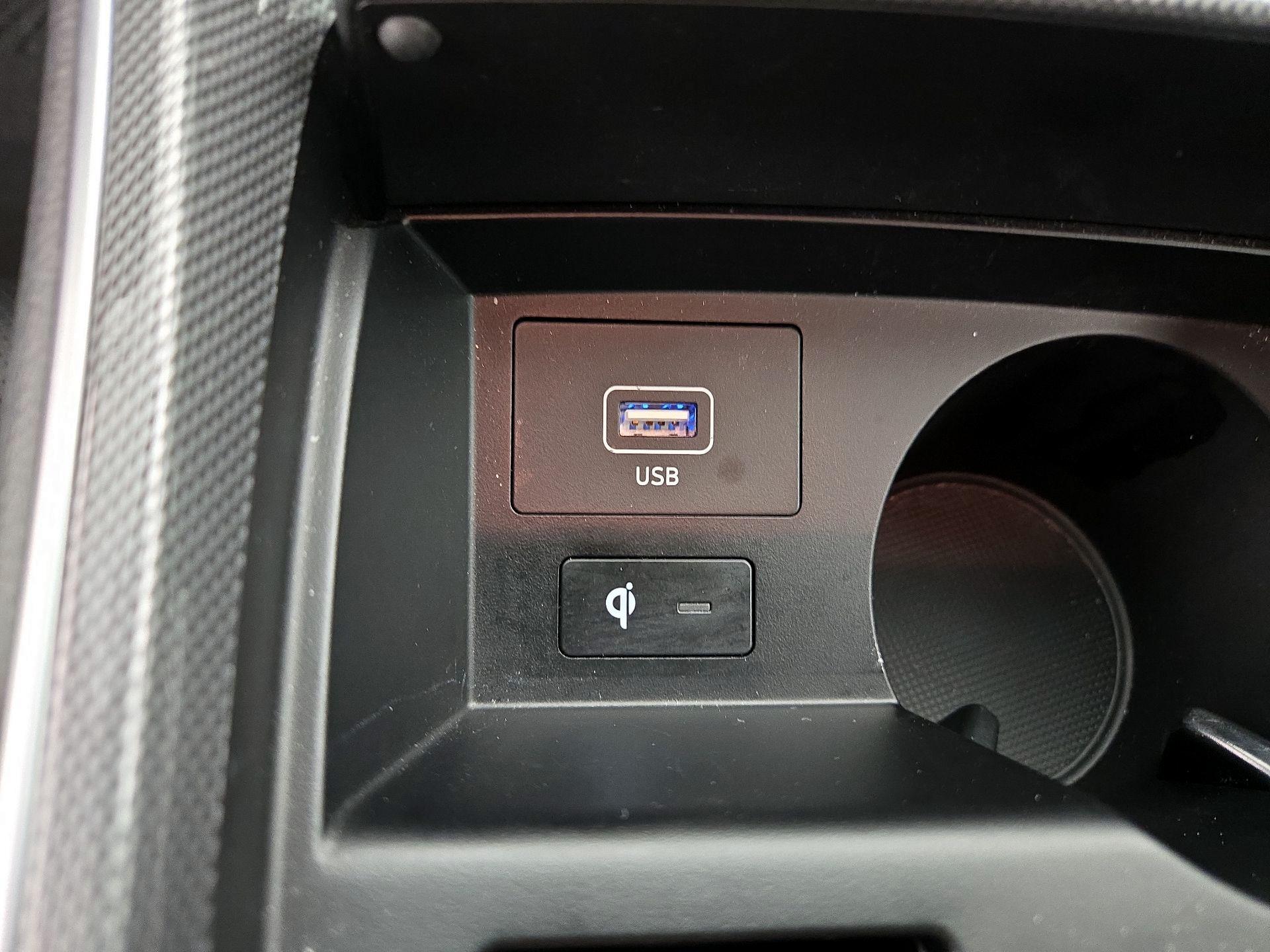 Thumbnail: 2023 Hyundai Santa Fe - 19