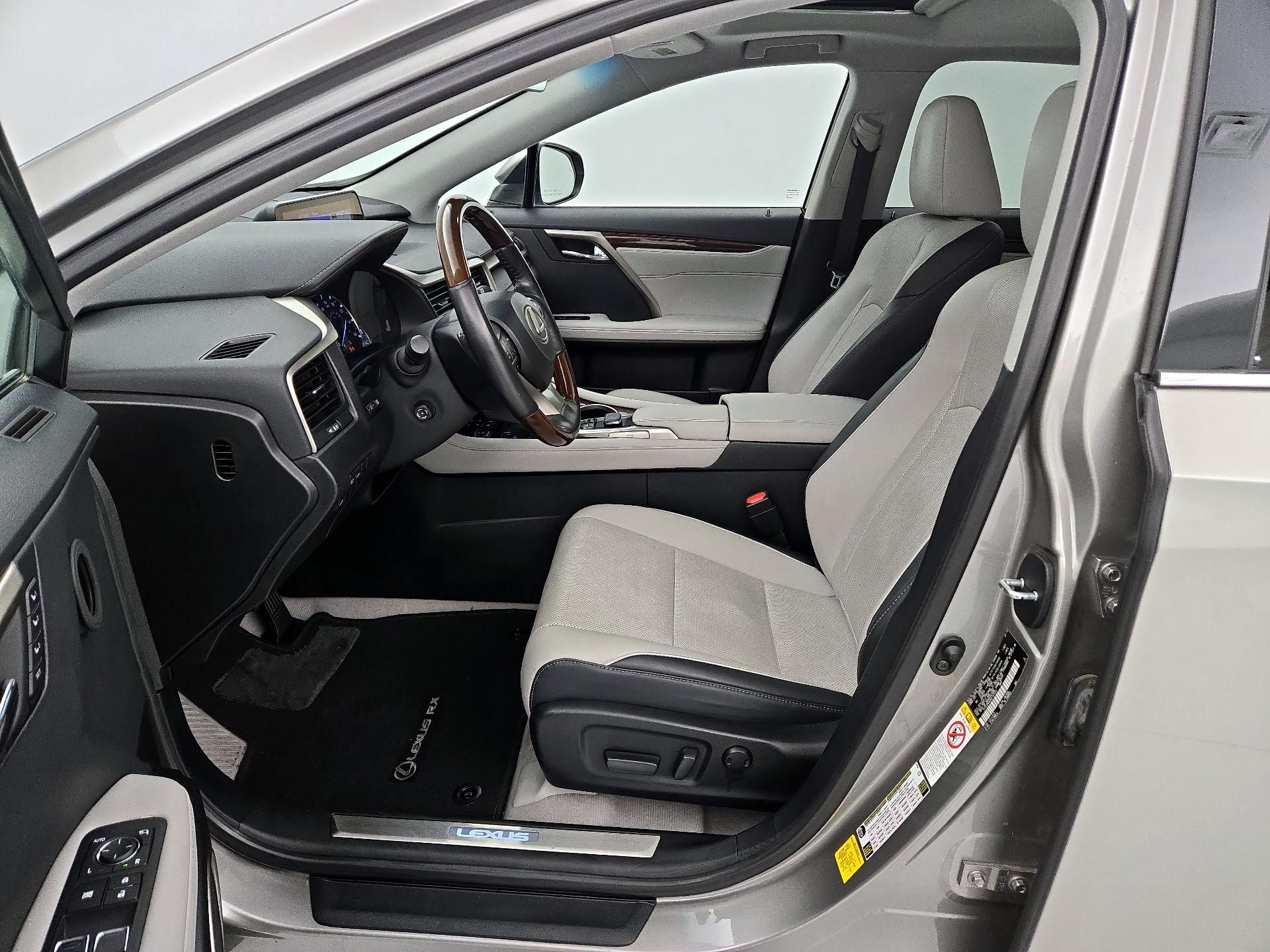 Thumbnail: 2019 Lexus RX - 11
