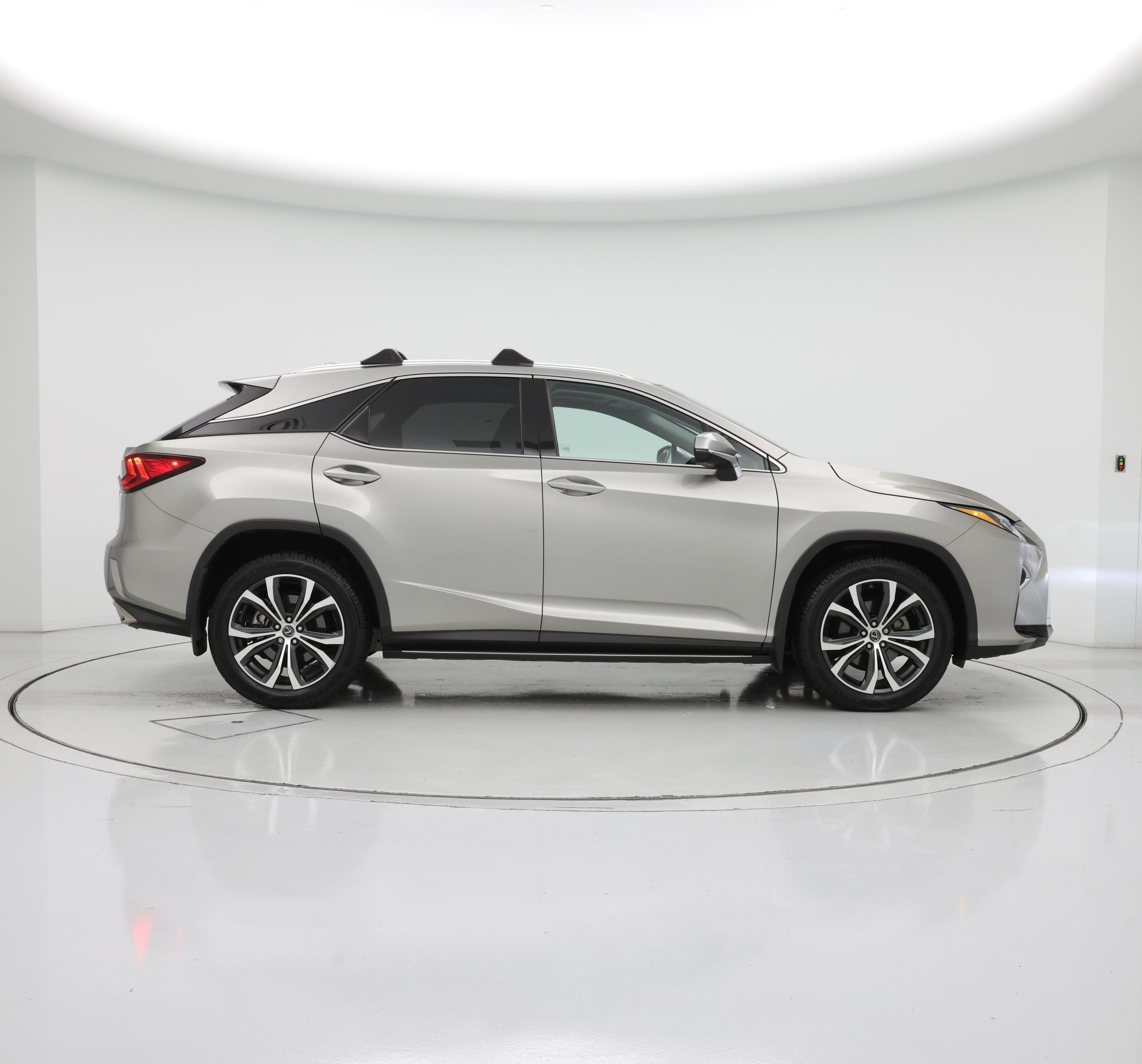 Thumbnail: 2019 Lexus RX - 7