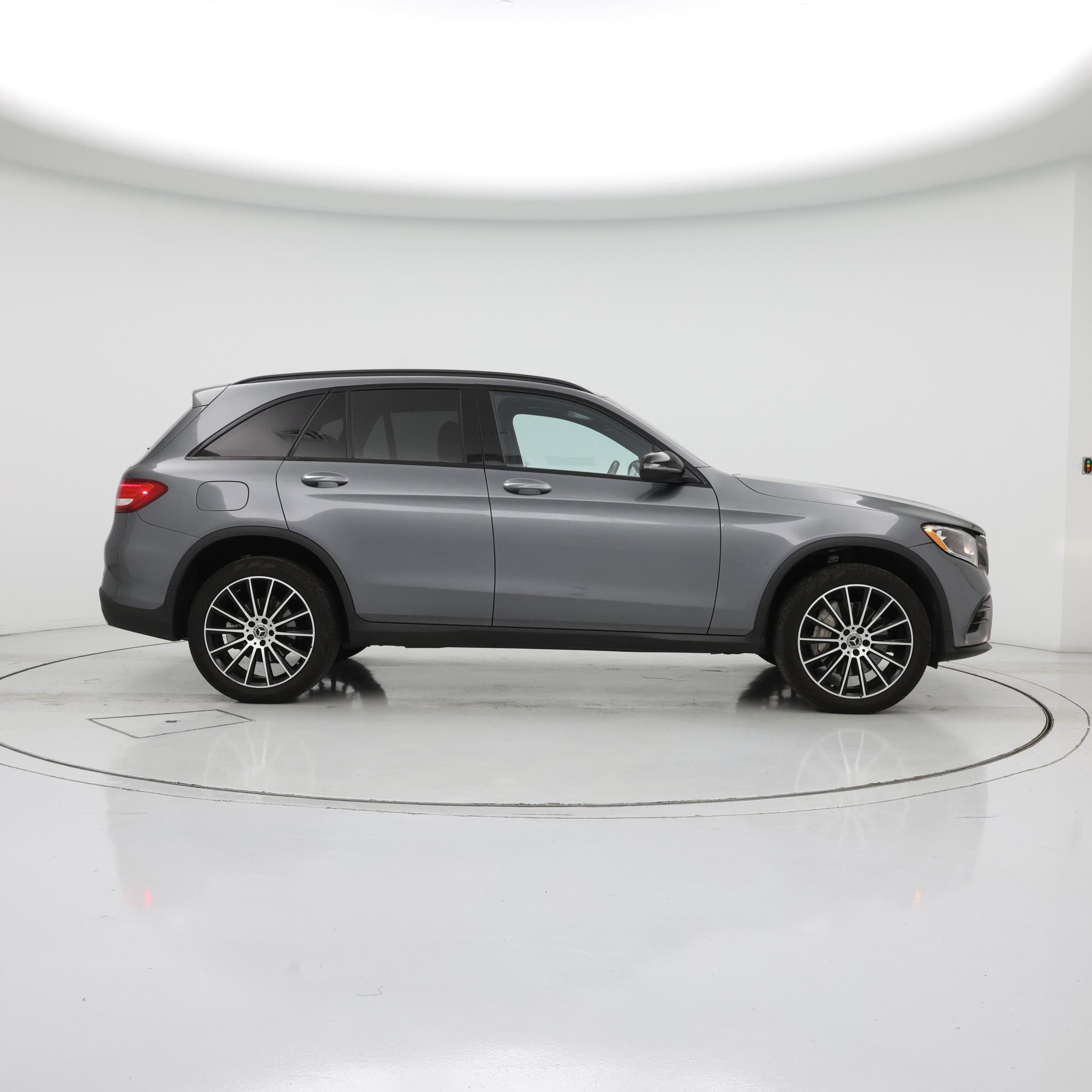 Thumbnail: 2018 Mercedes-Benz GLC - 7