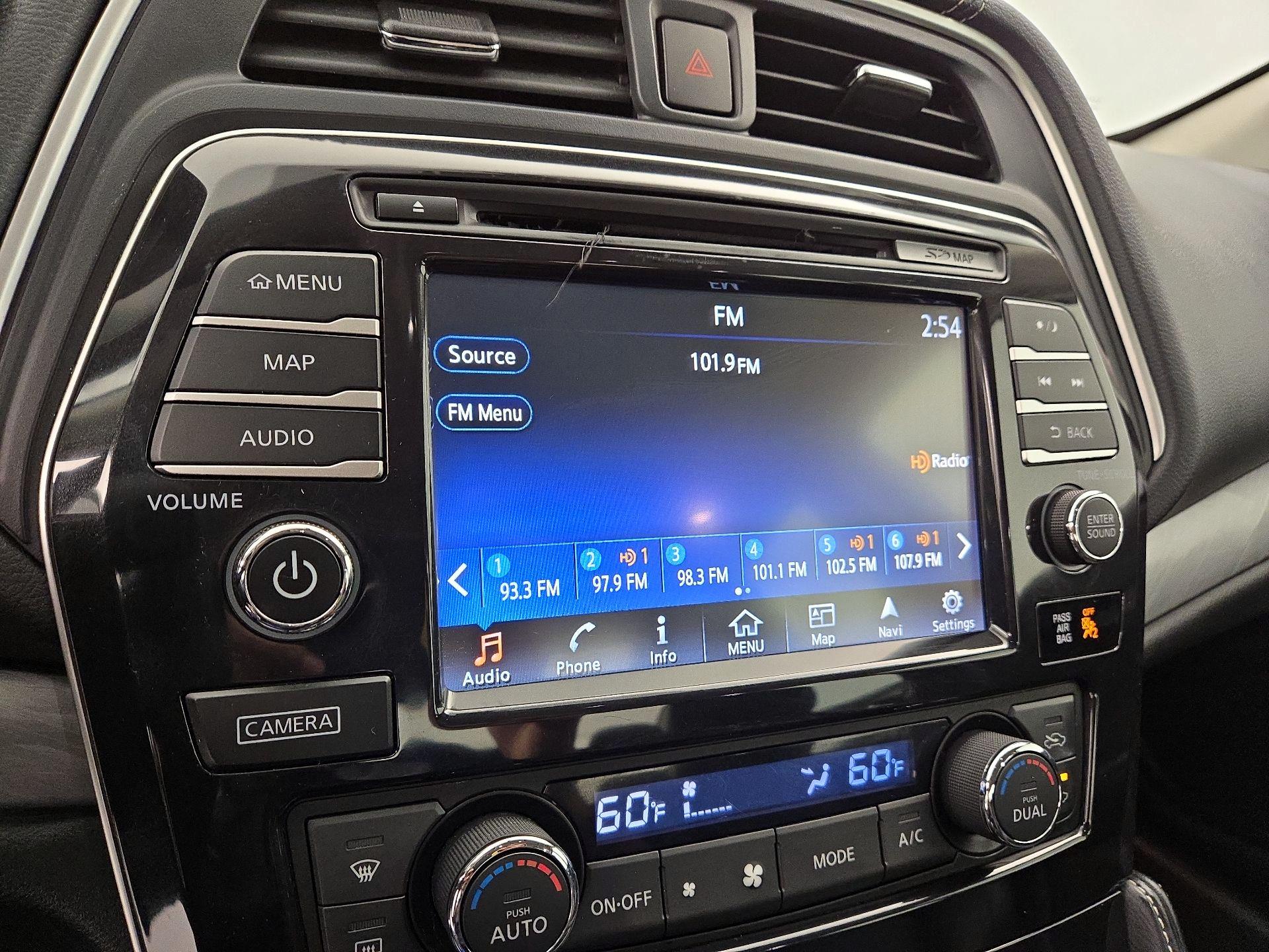 Thumbnail: 2016 Nissan Maxima - 16