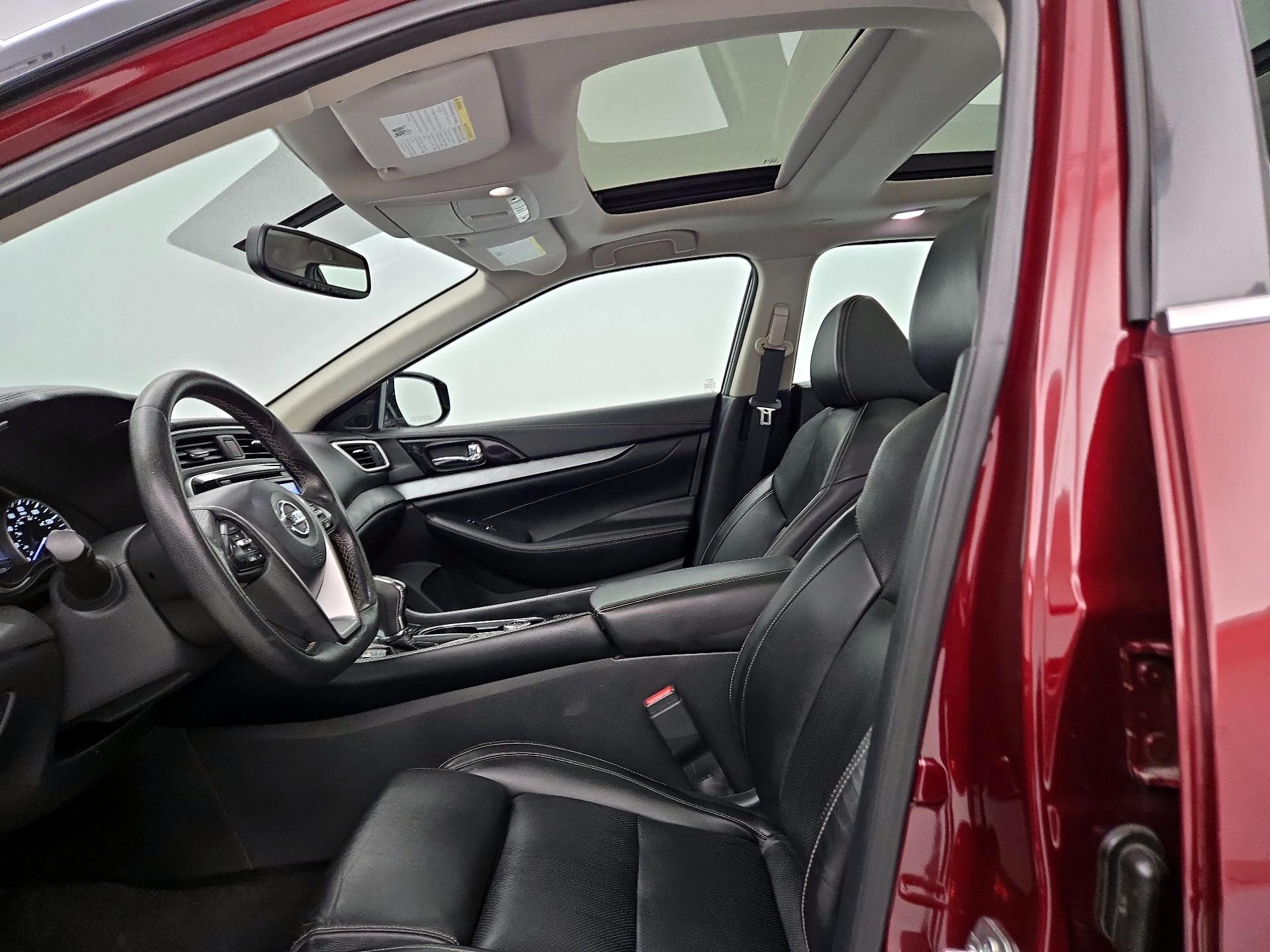 Thumbnail: 2016 Nissan Maxima - 20