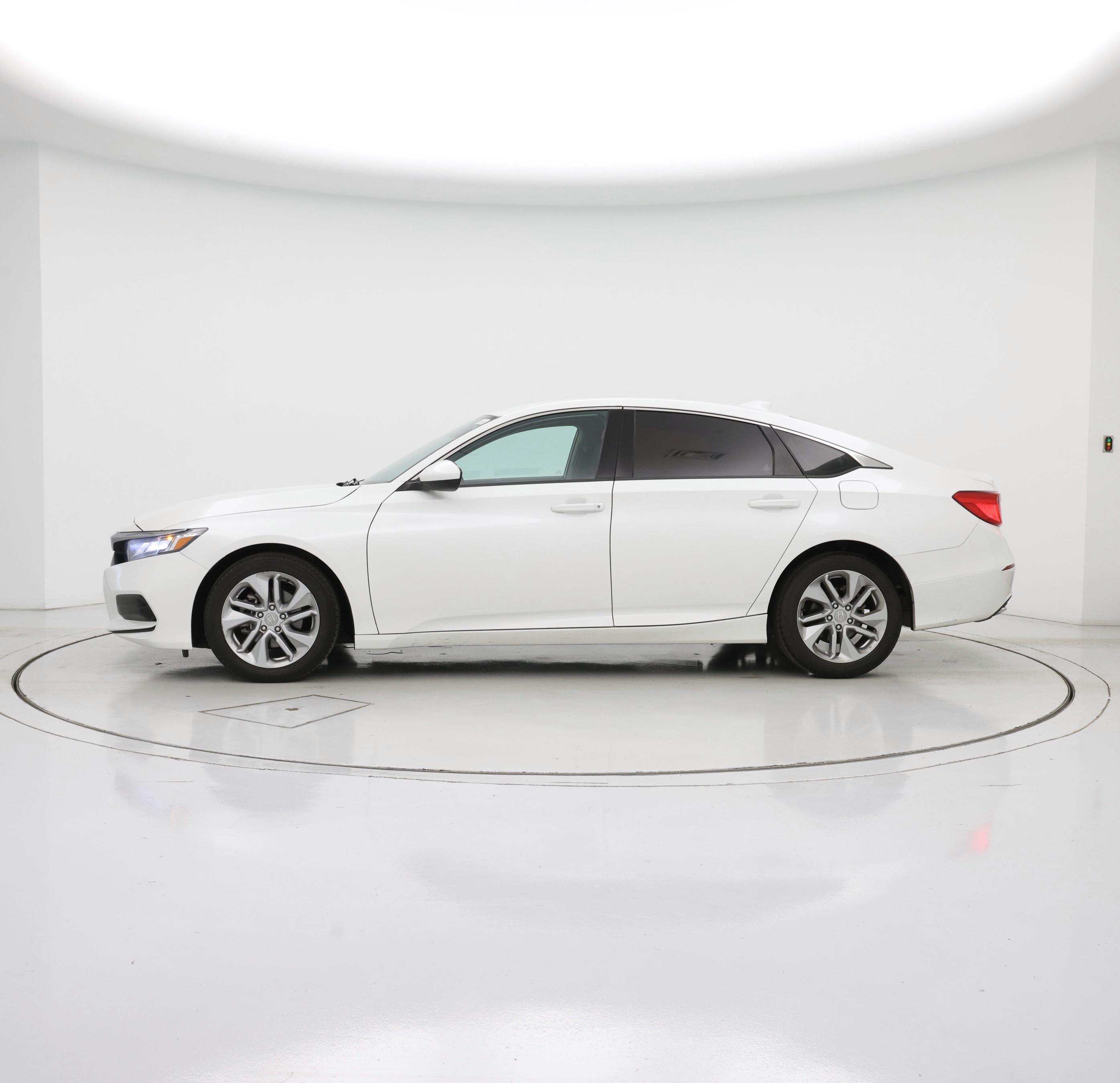 Thumbnail: 2020 Honda Accord - 3