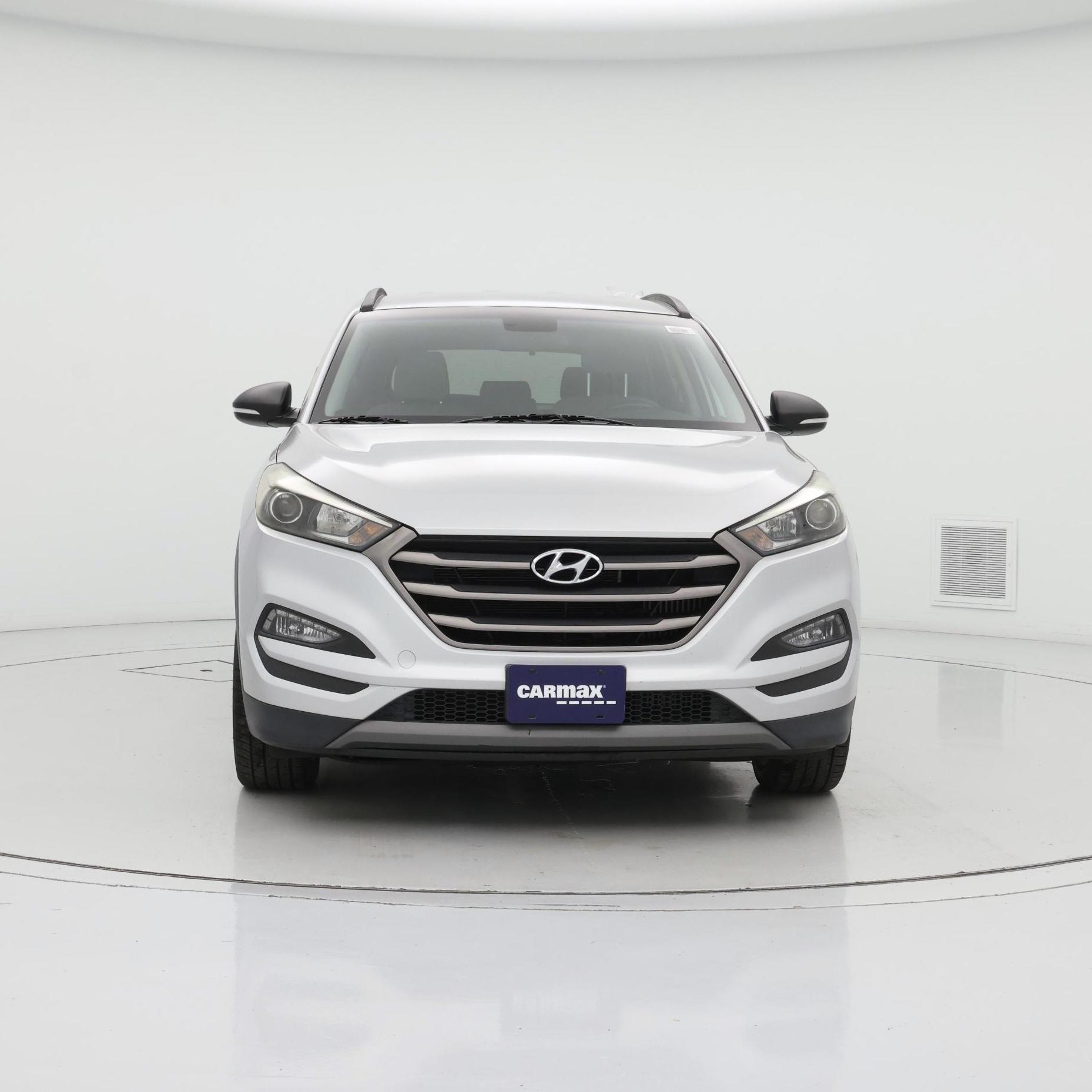Thumbnail: 2016 Hyundai Tucson - 5
