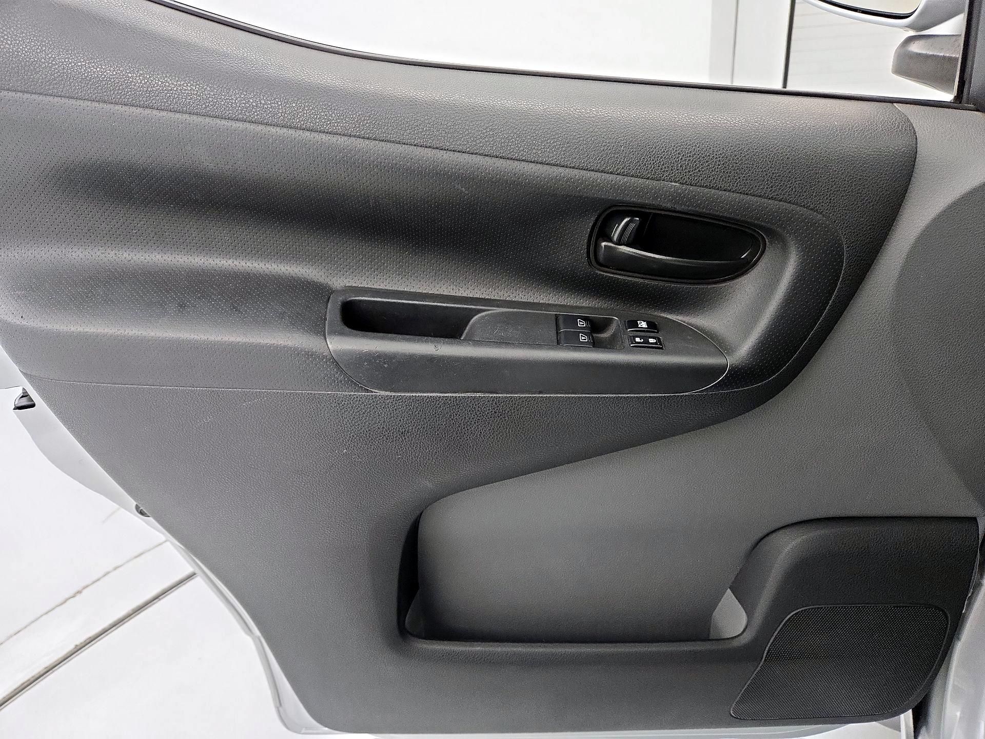 Thumbnail: 2015 Nissan NV200 - 12