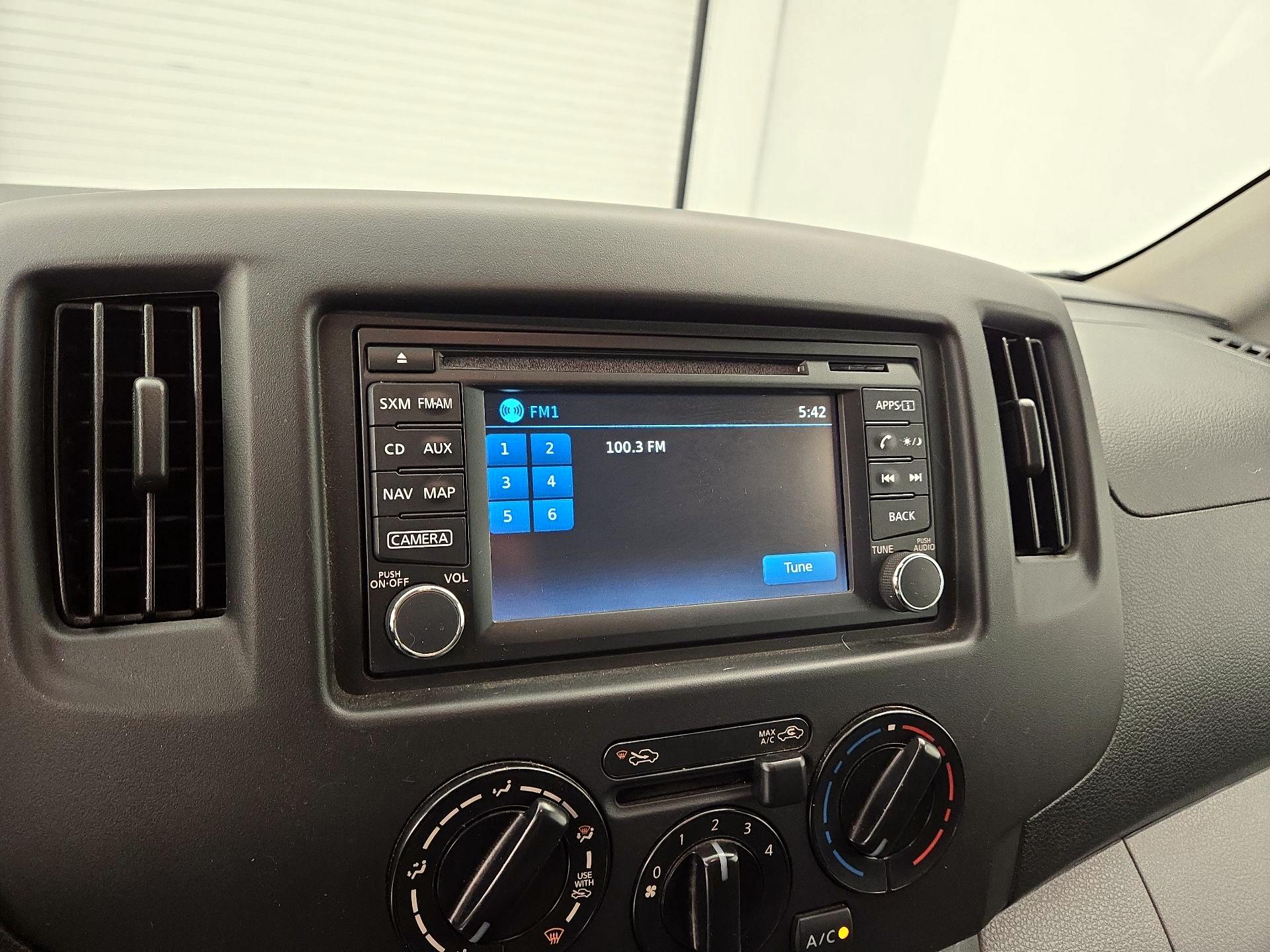 Thumbnail: 2015 Nissan NV200 - 16