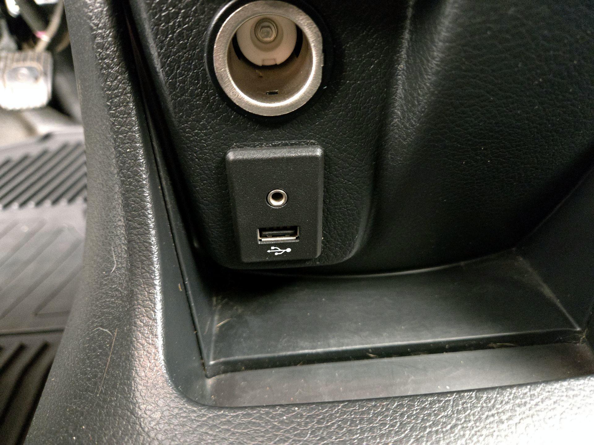 Thumbnail: 2015 Nissan NV200 - 19