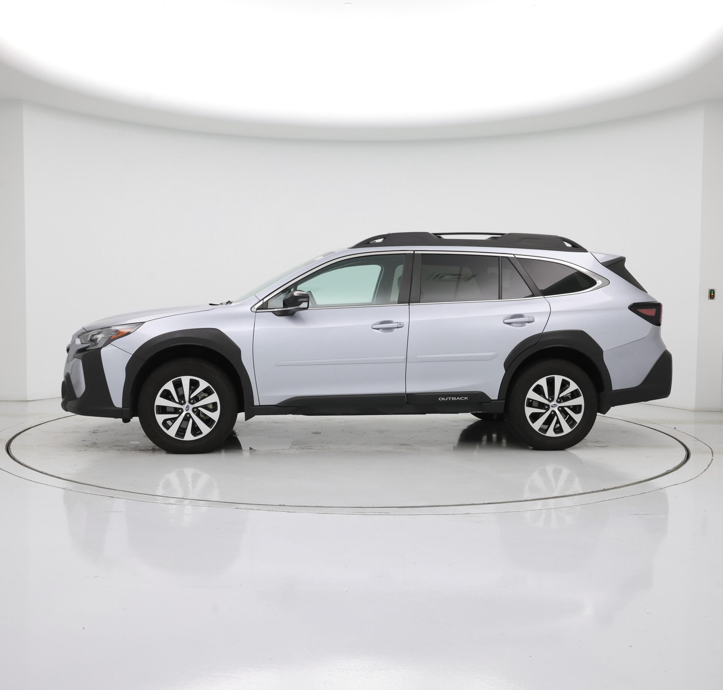Thumbnail: 2024 Subaru Outback - 3