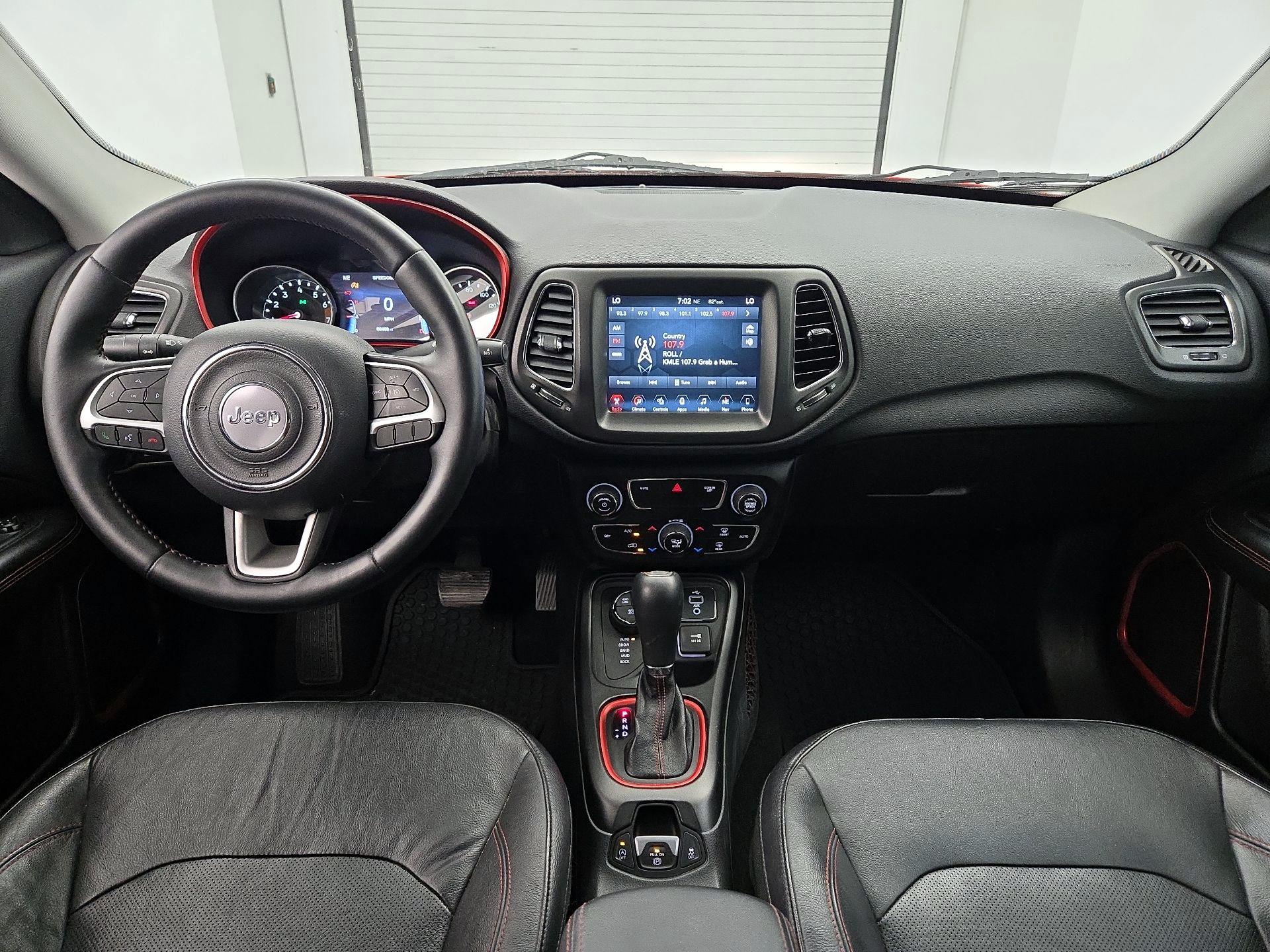 Thumbnail: 2017 Jeep Compass - 9