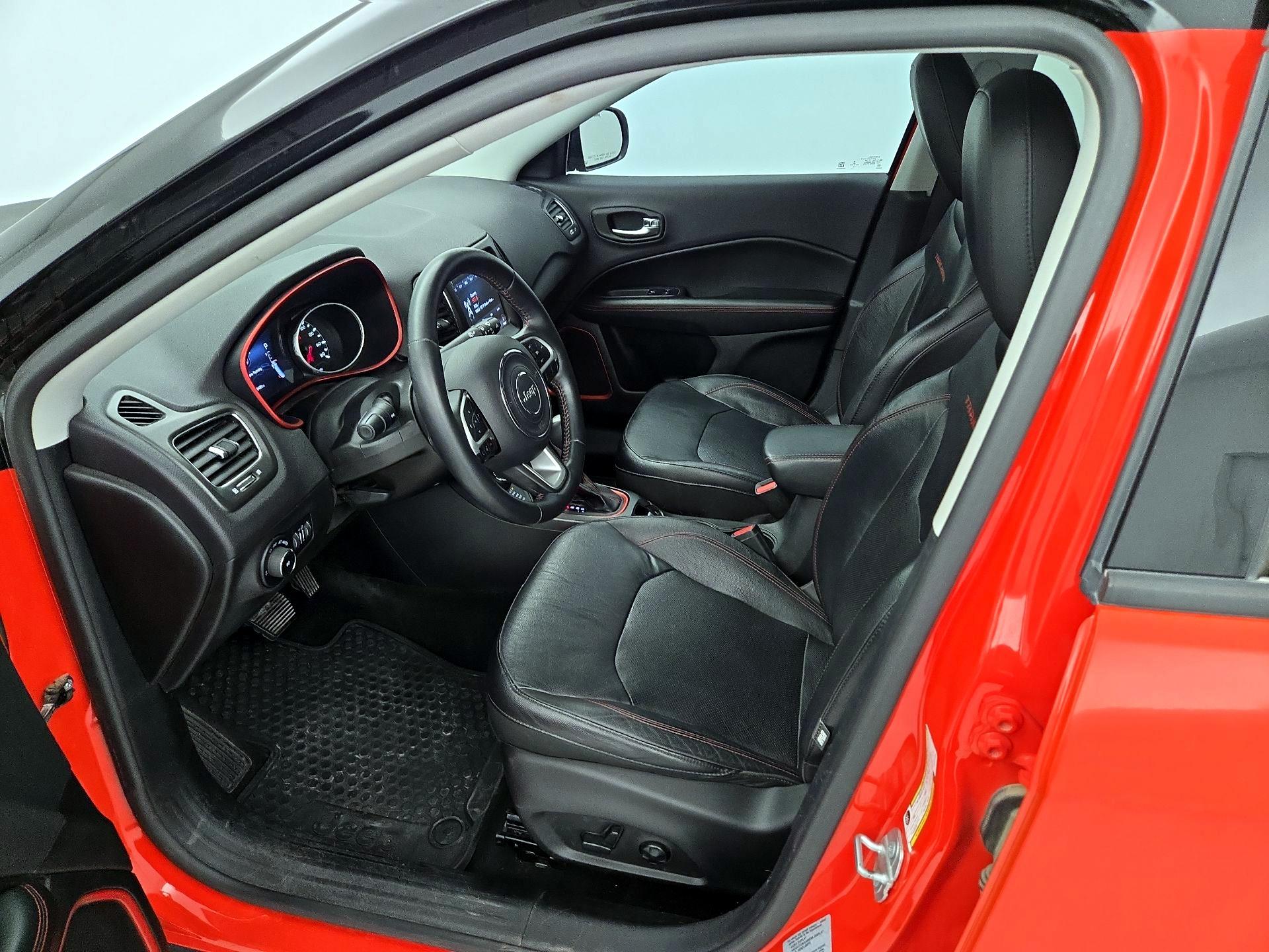 Thumbnail: 2017 Jeep Compass - 11