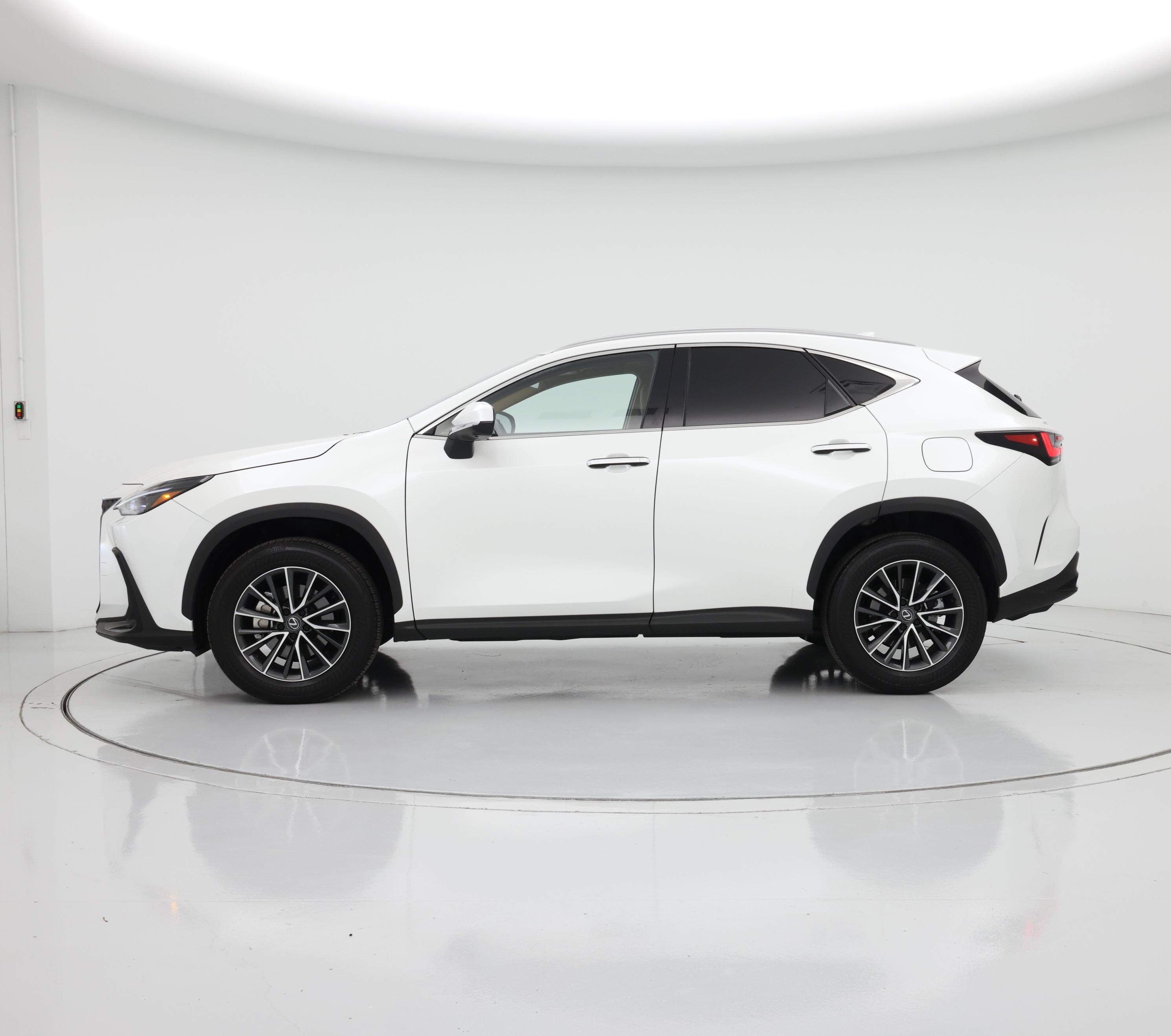 Thumbnail: 2024 Lexus NX - 3
