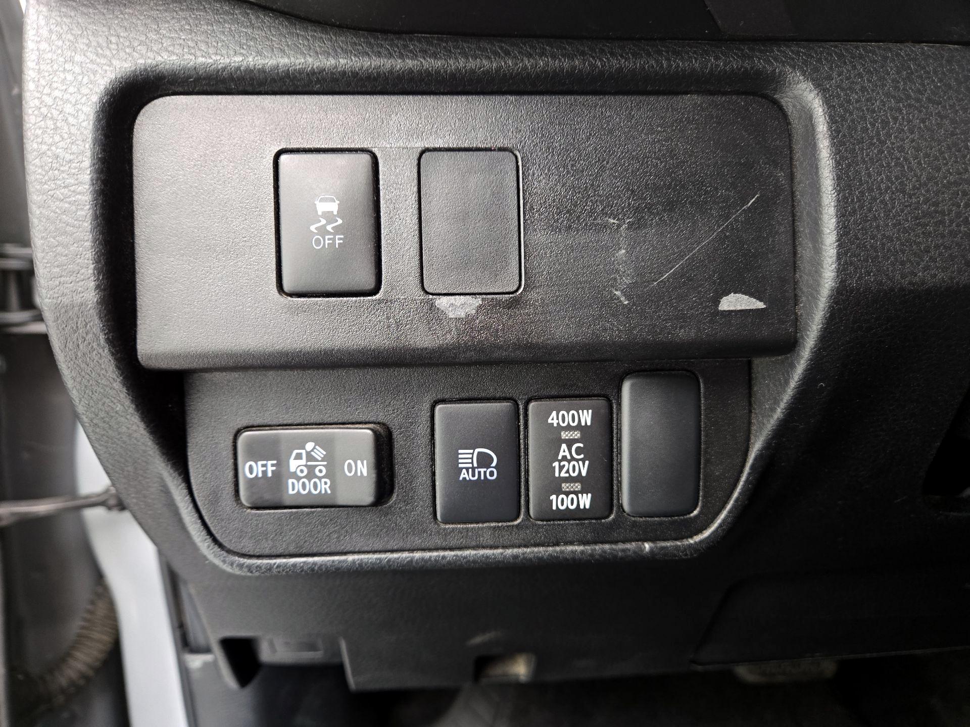 Thumbnail: 2023 Toyota Tacoma - 13