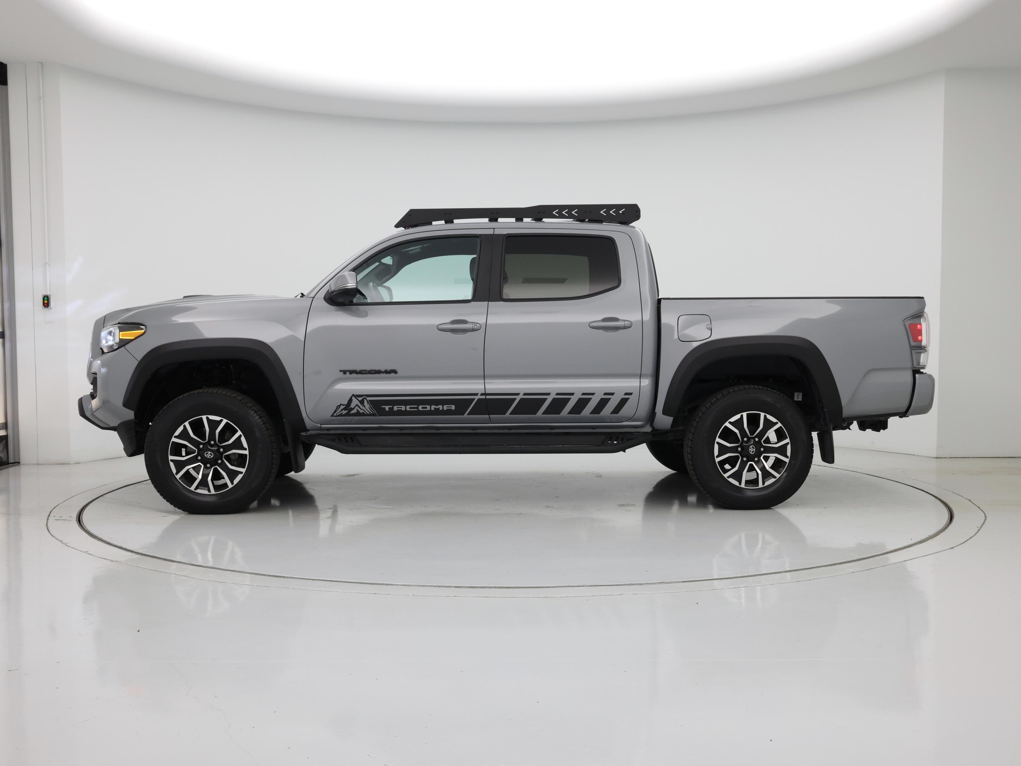 Thumbnail: 2023 Toyota Tacoma - 3