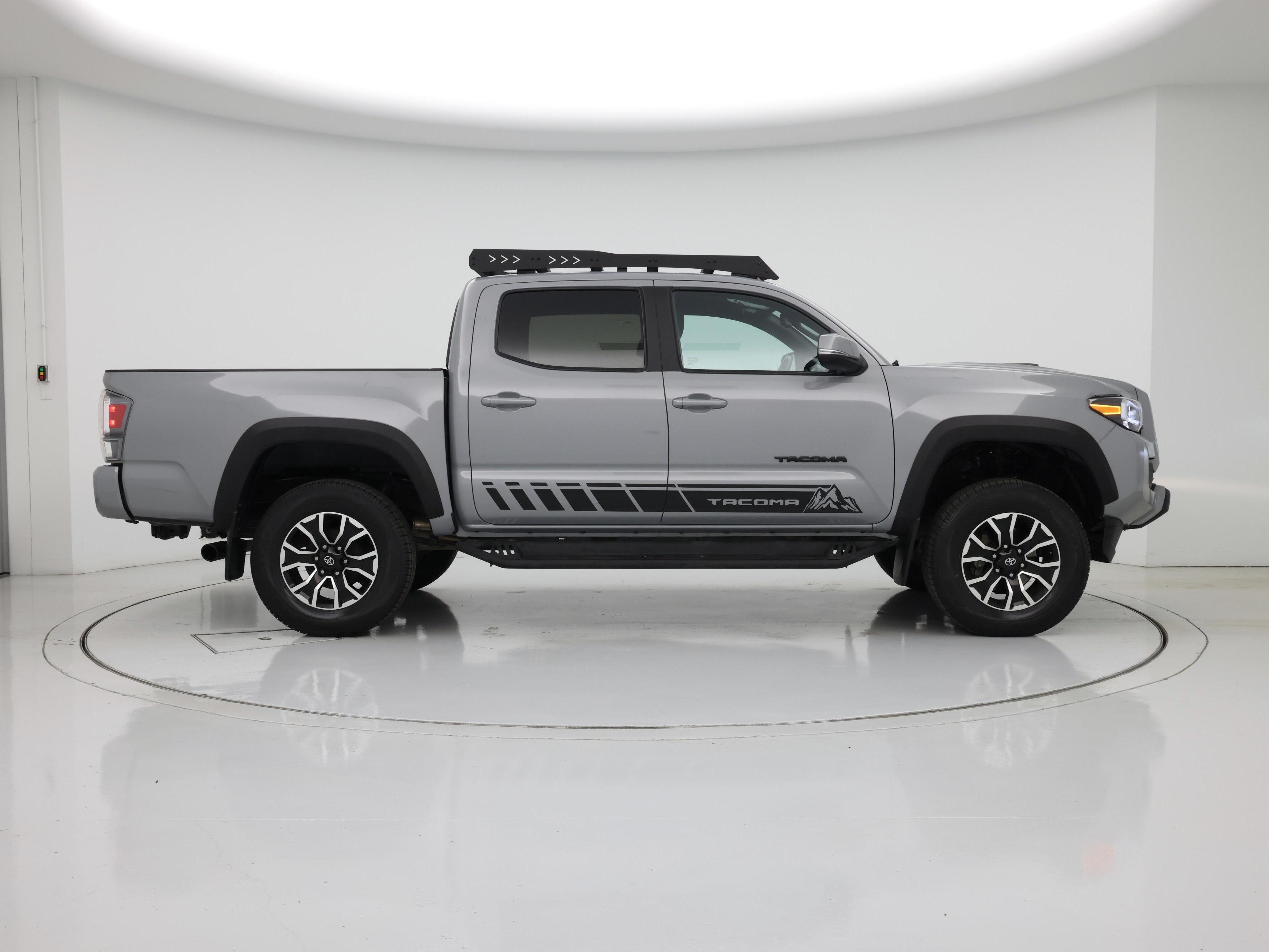 Thumbnail: 2023 Toyota Tacoma - 7