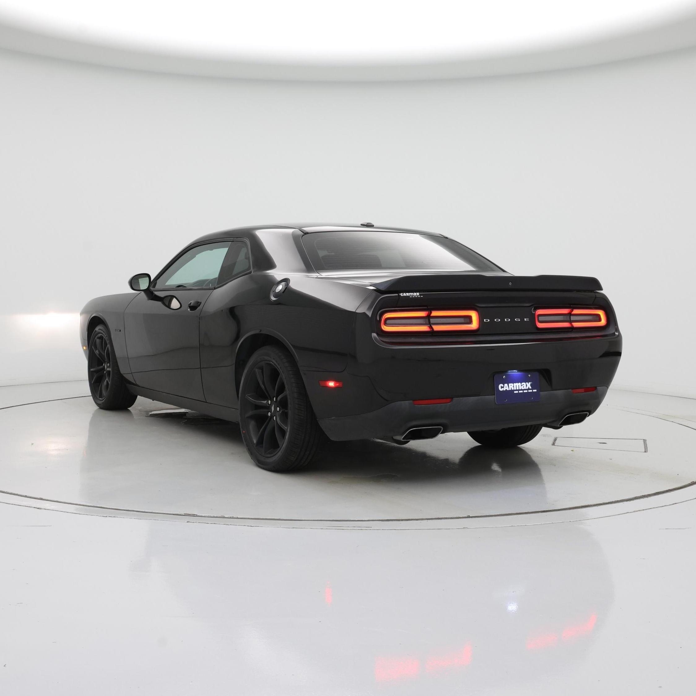 Thumbnail: 2018 Dodge Challenger - 2