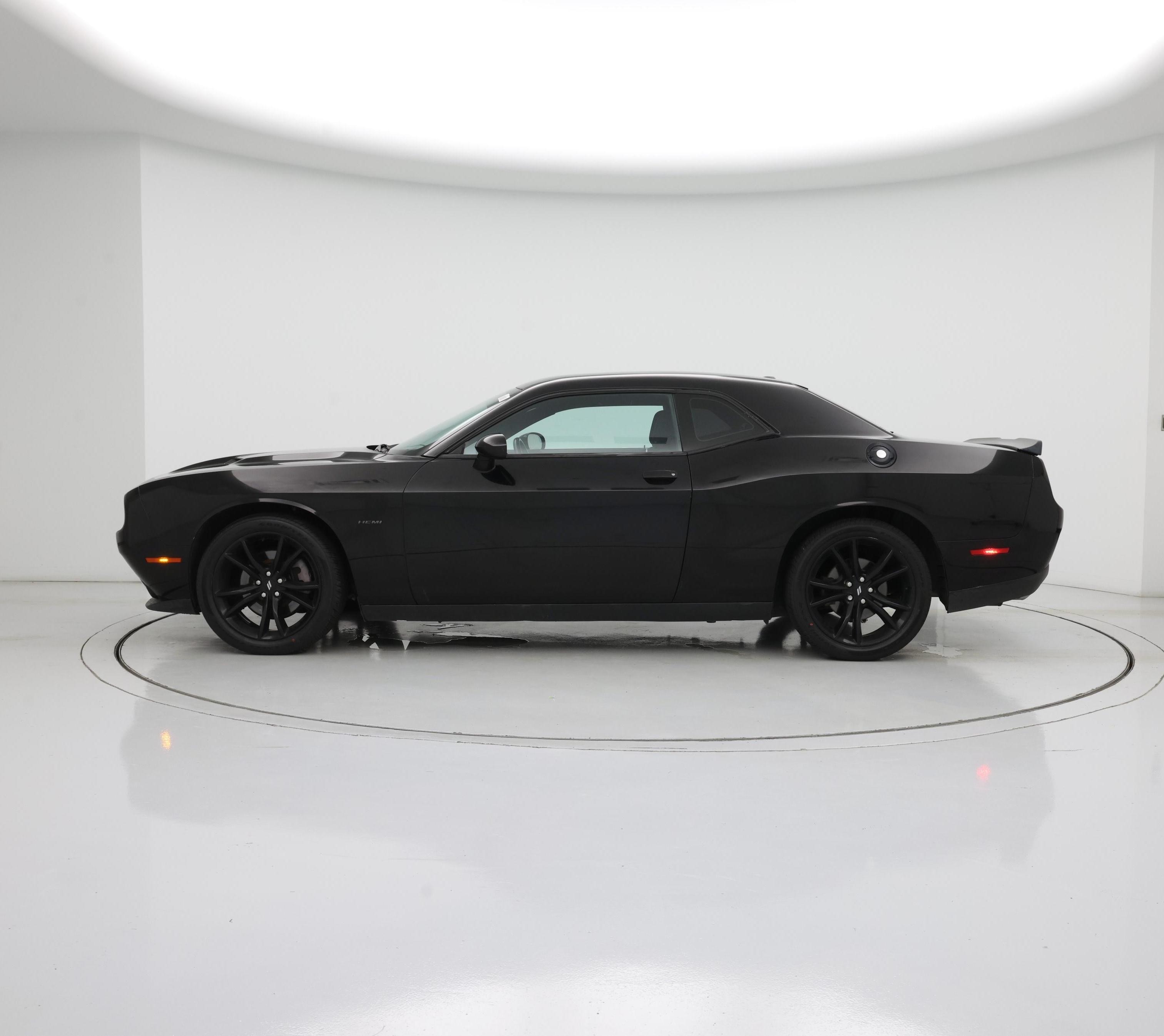 Thumbnail: 2018 Dodge Challenger - 3