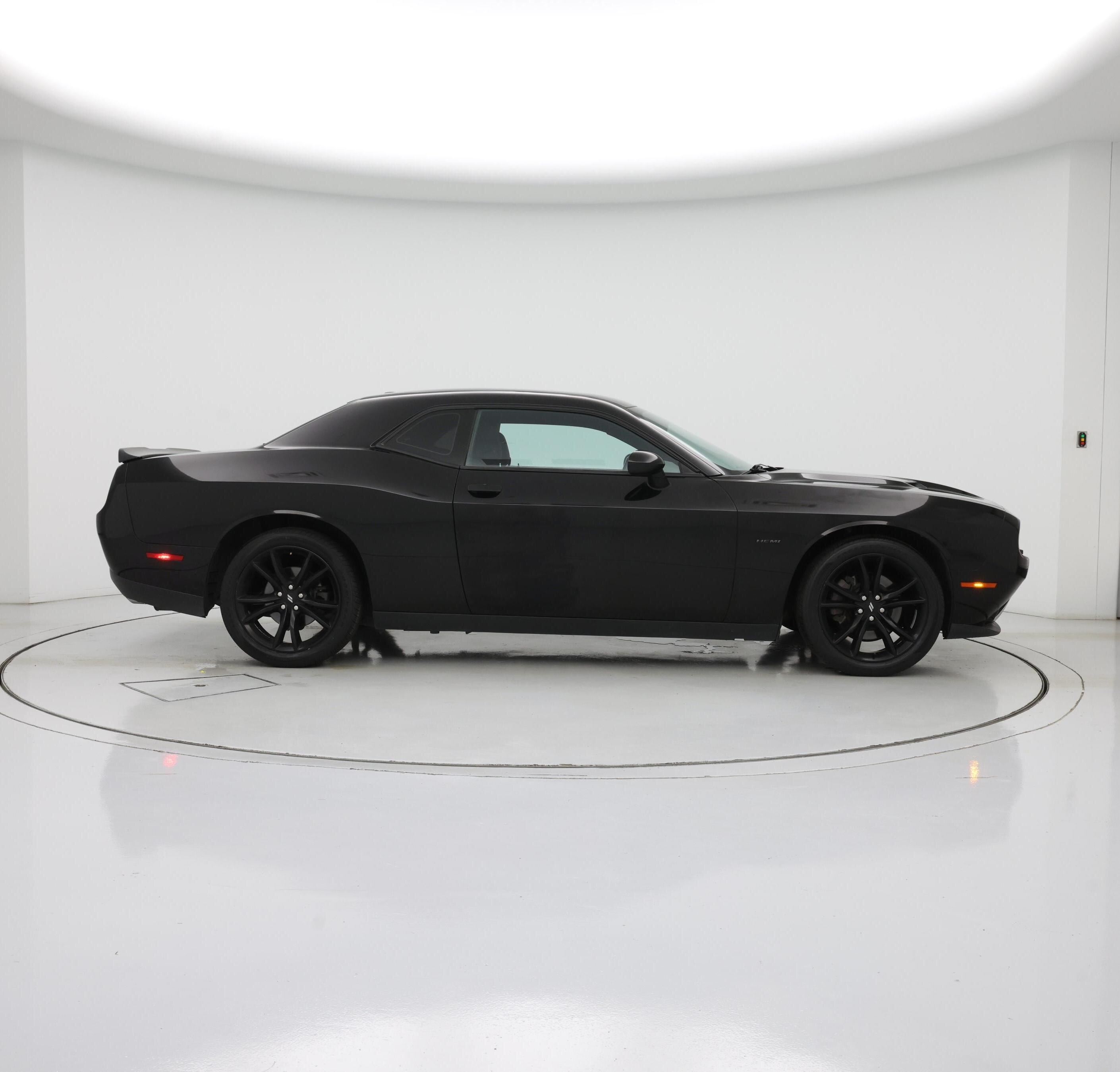 Thumbnail: 2018 Dodge Challenger - 7