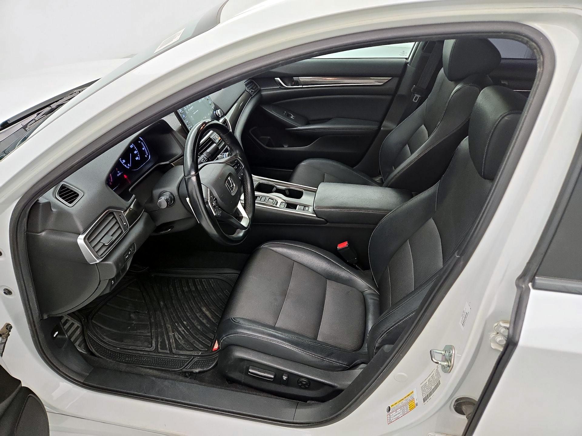 Thumbnail: 2018 Honda Accord - 11