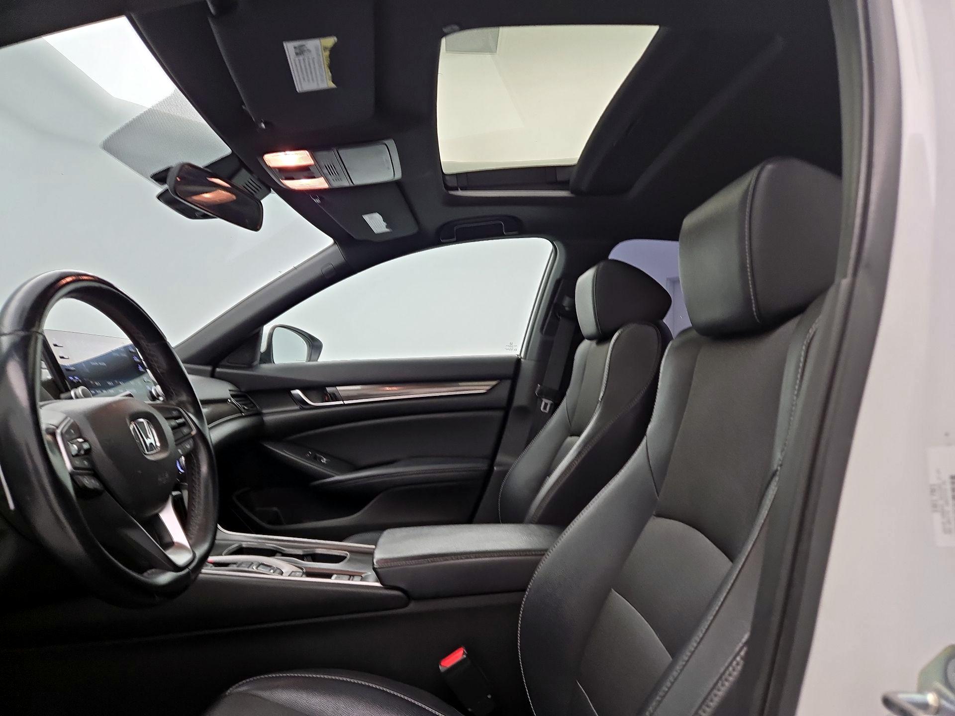 Thumbnail: 2018 Honda Accord - 19