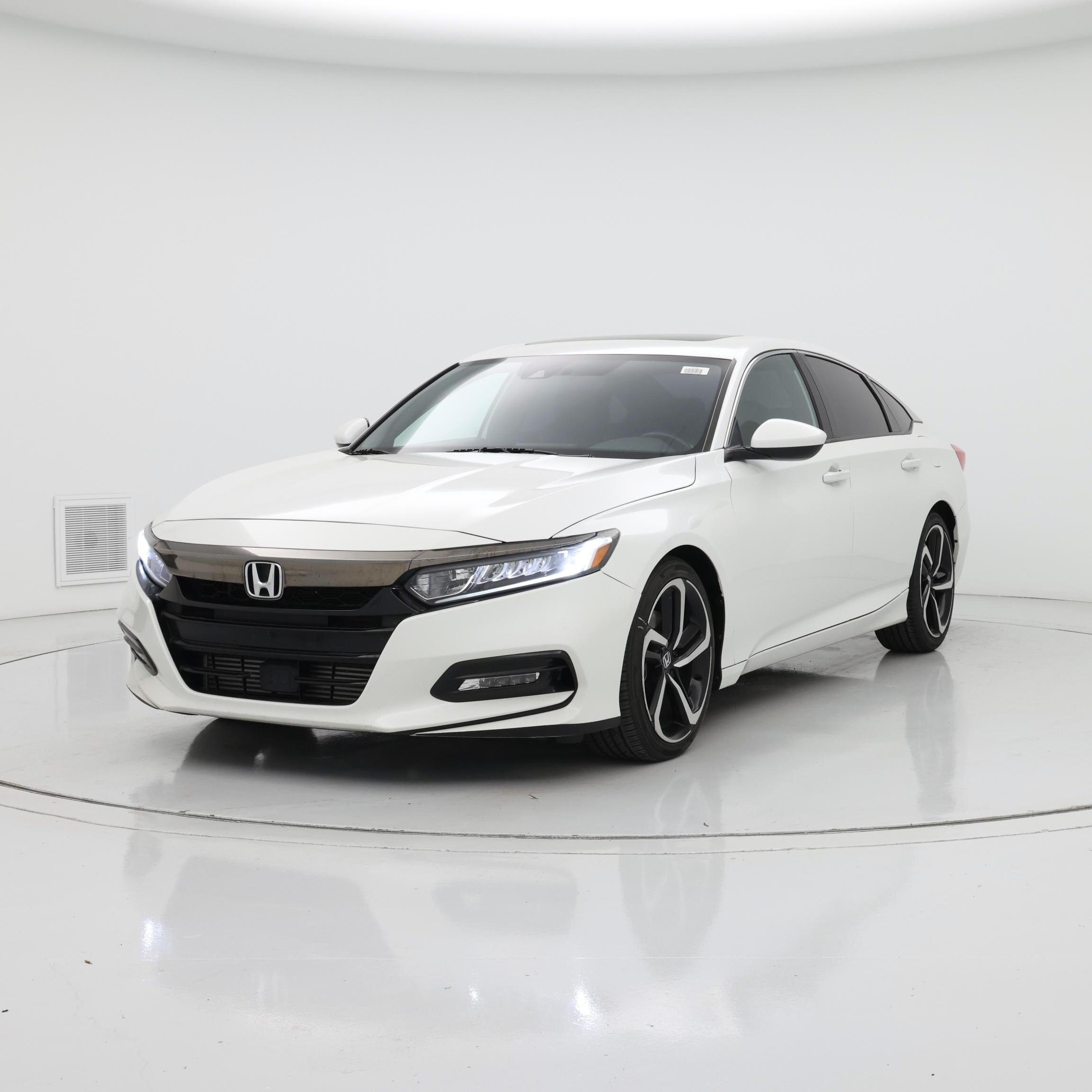 Thumbnail: 2018 Honda Accord - 4