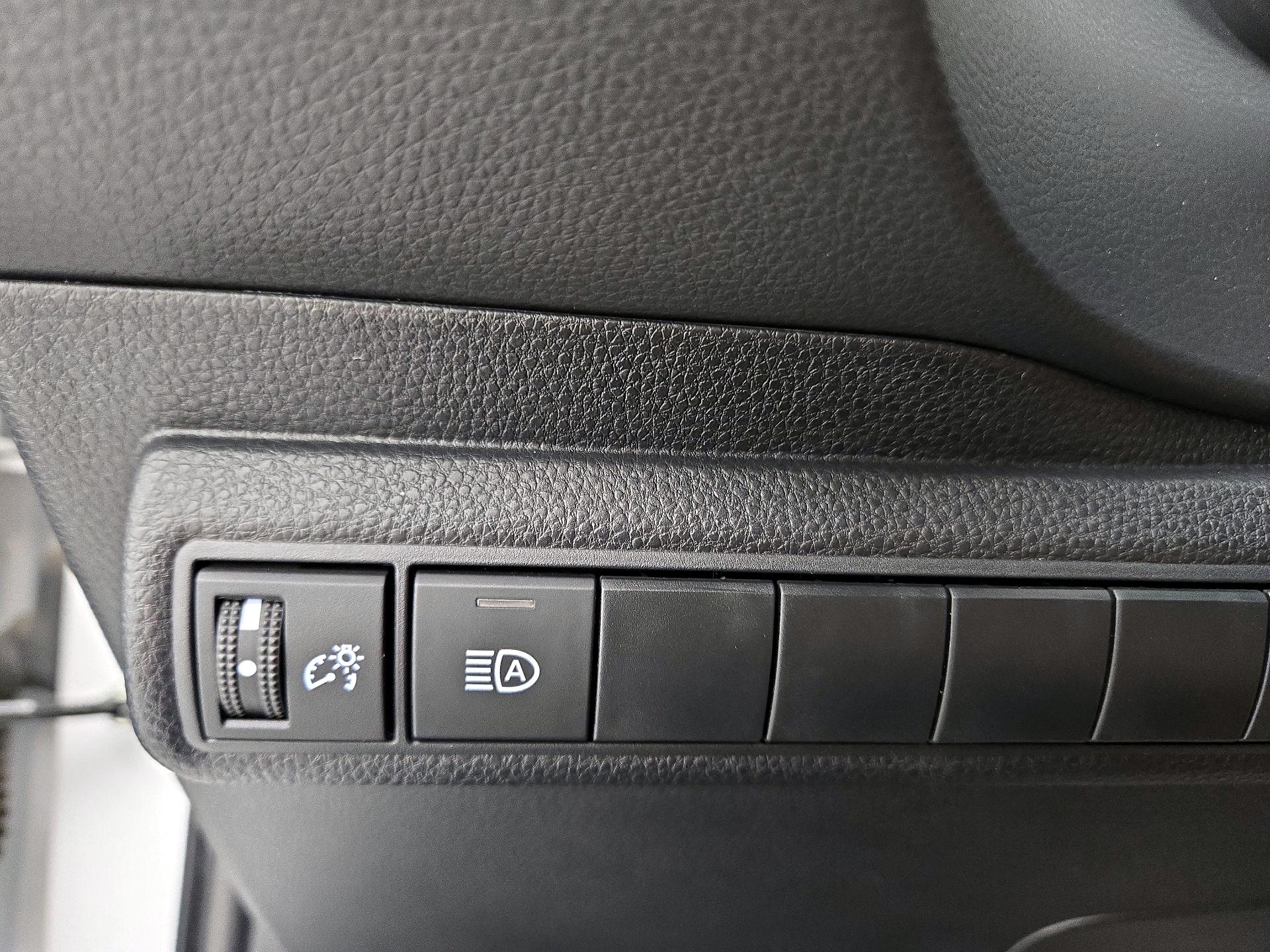 Thumbnail: 2024 Toyota Corolla - 13