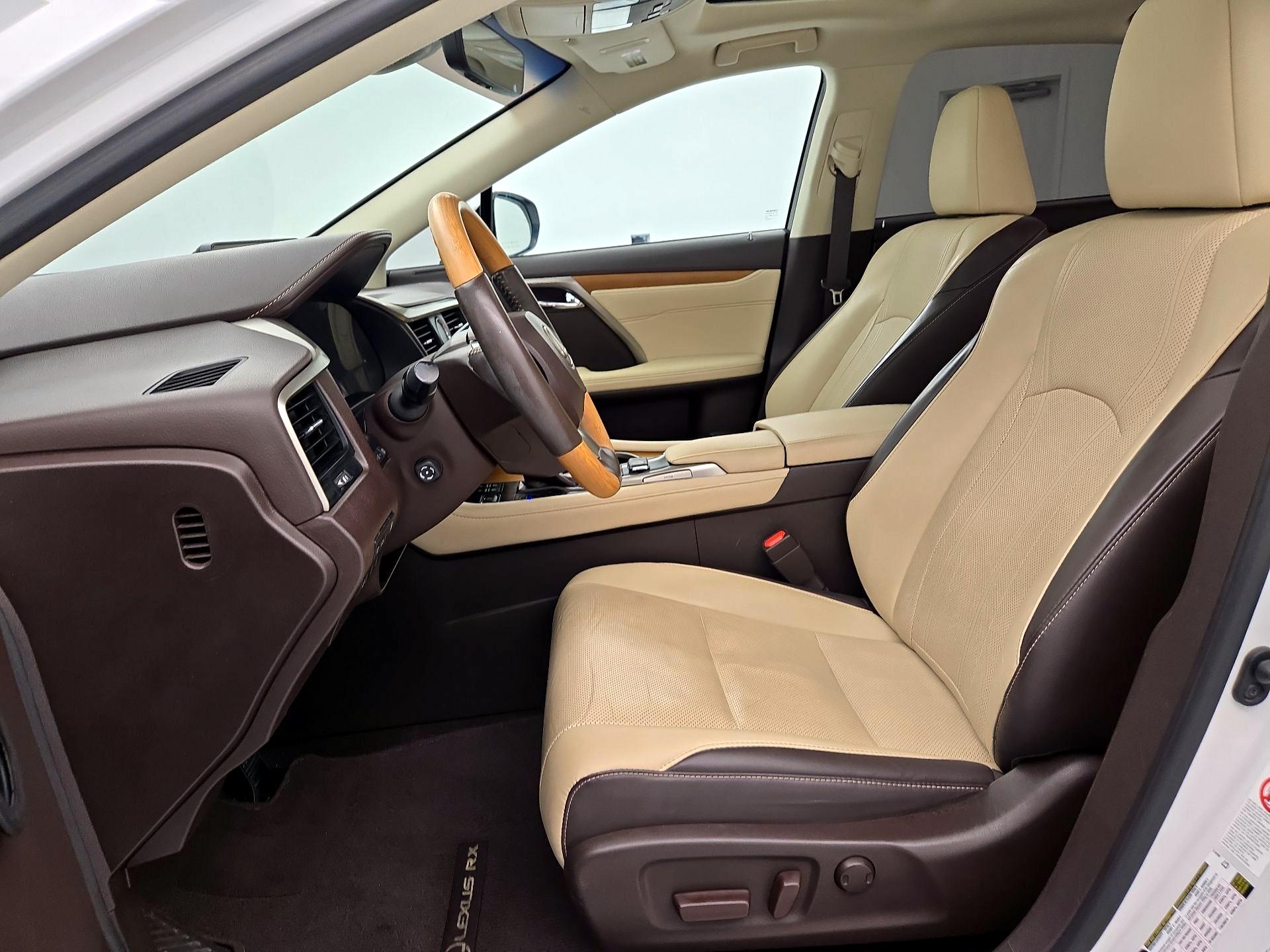 Thumbnail: 2018 Lexus RX - 11