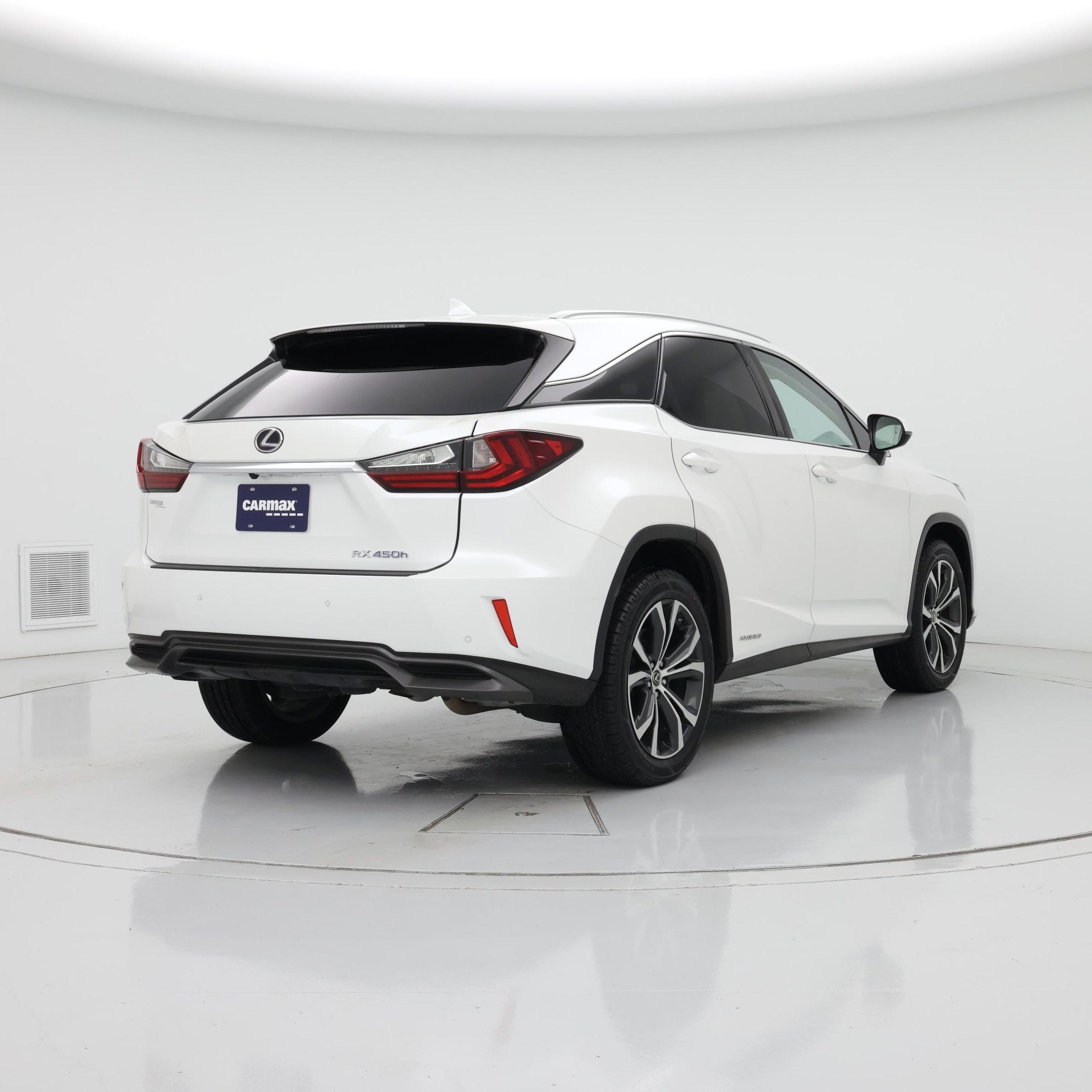 Thumbnail: 2018 Lexus RX - 8