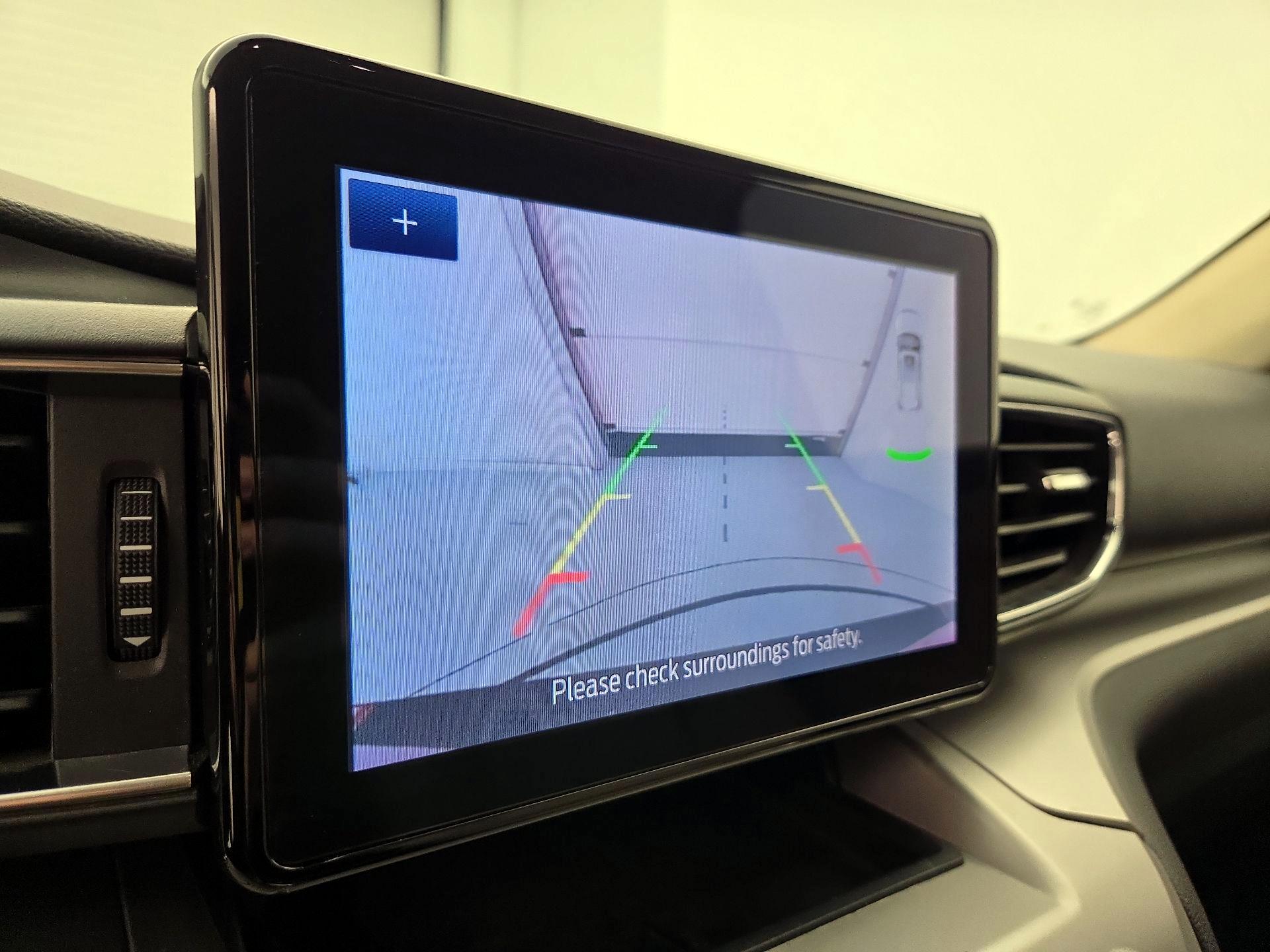 Thumbnail: 2021 Ford Explorer - 15