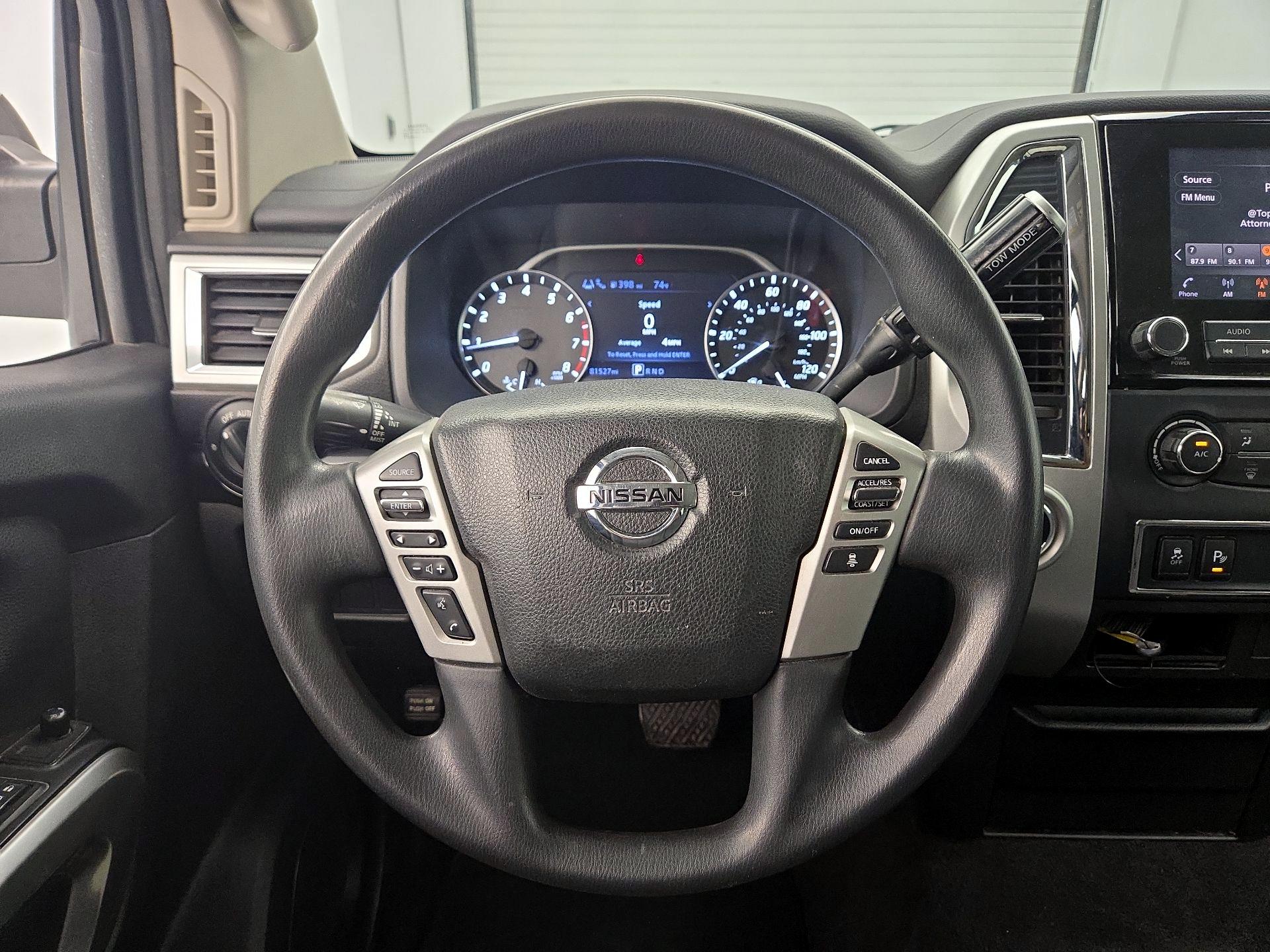 Thumbnail: 2020 Nissan Titan - 10