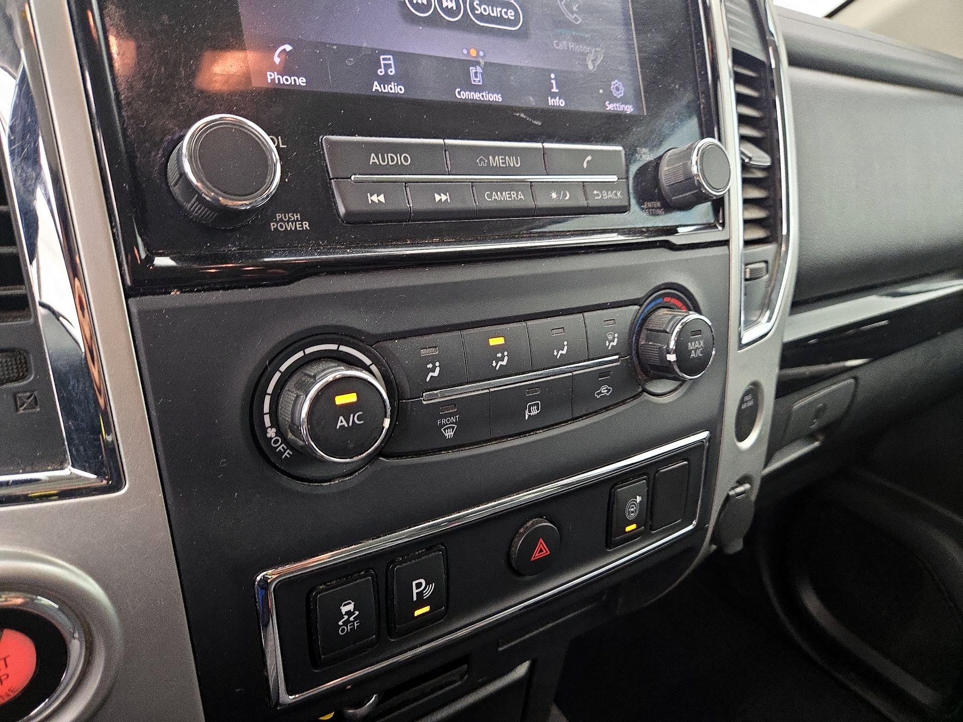 Thumbnail: 2020 Nissan Titan - 16