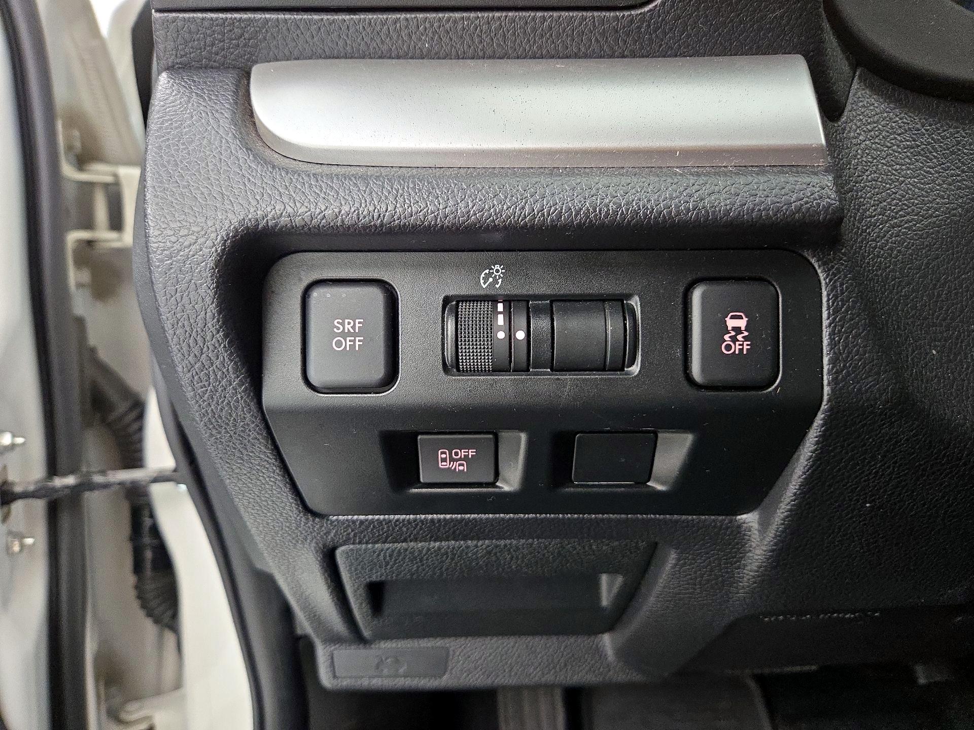 Thumbnail: 2017 Subaru Crosstrek - 13