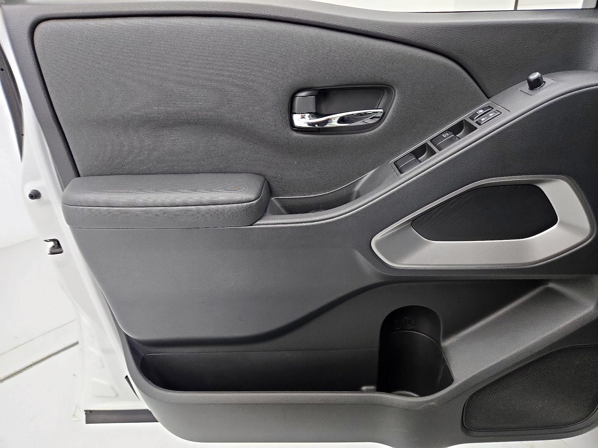 Thumbnail: 2024 Nissan Frontier - 12