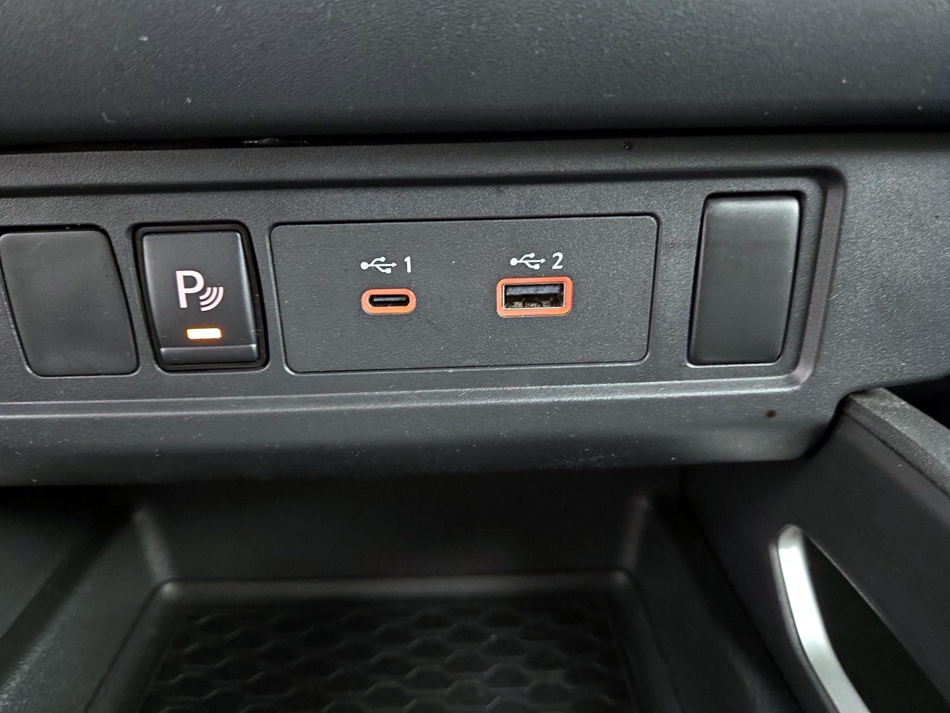 Thumbnail: 2024 Nissan Frontier - 18