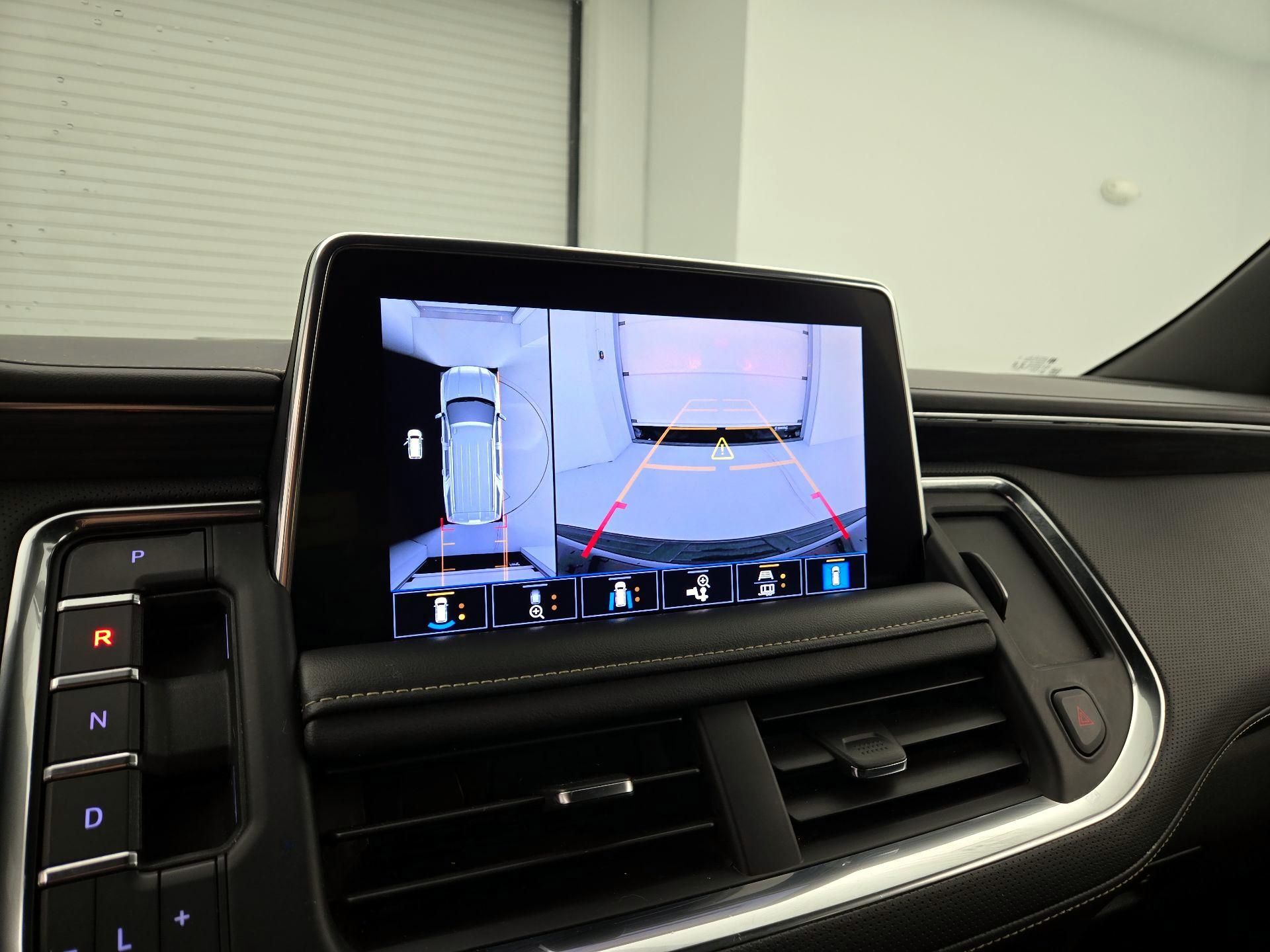 Thumbnail: 2021 GMC Yukon XL - 15