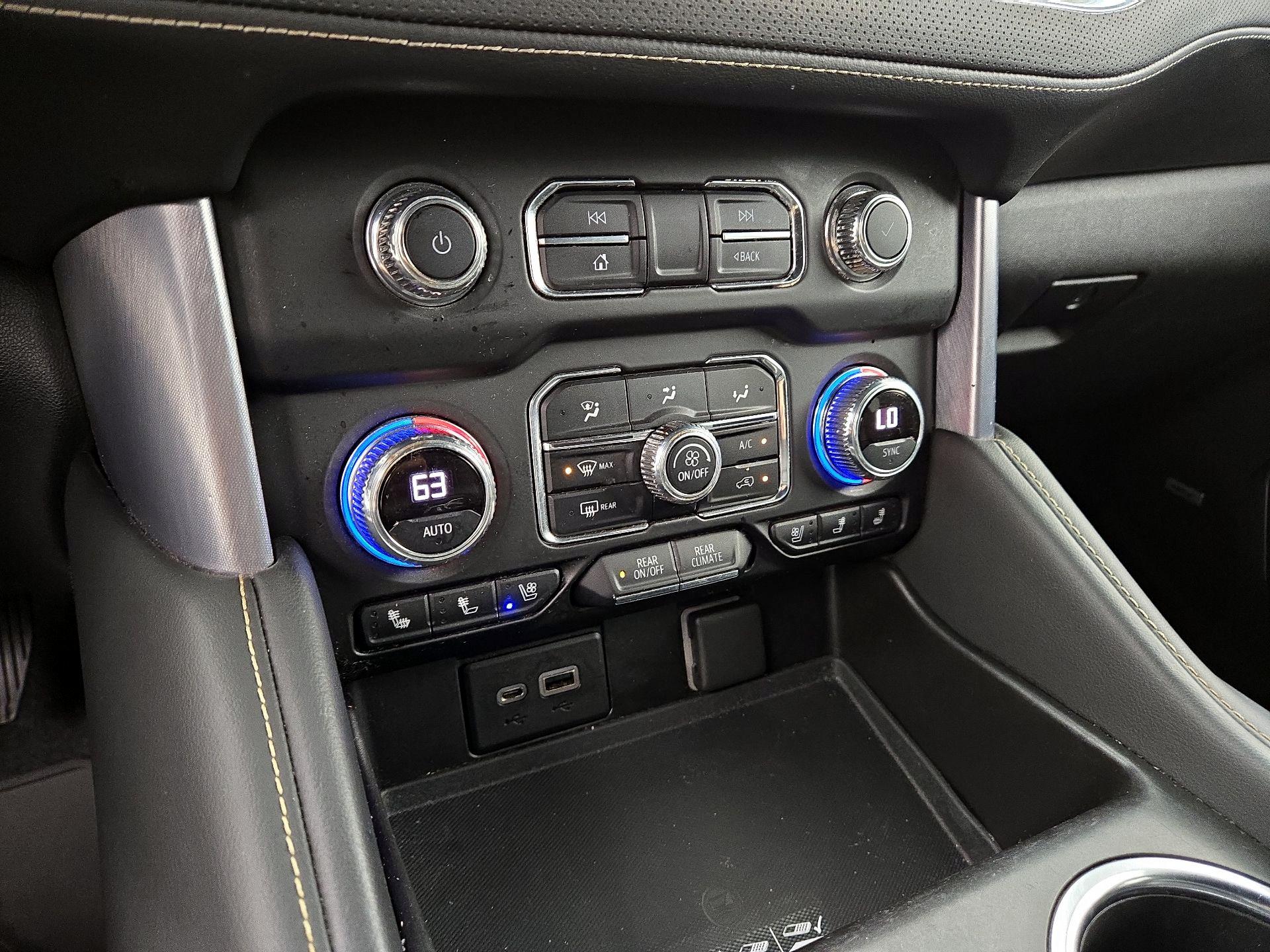 Thumbnail: 2021 GMC Yukon XL - 17